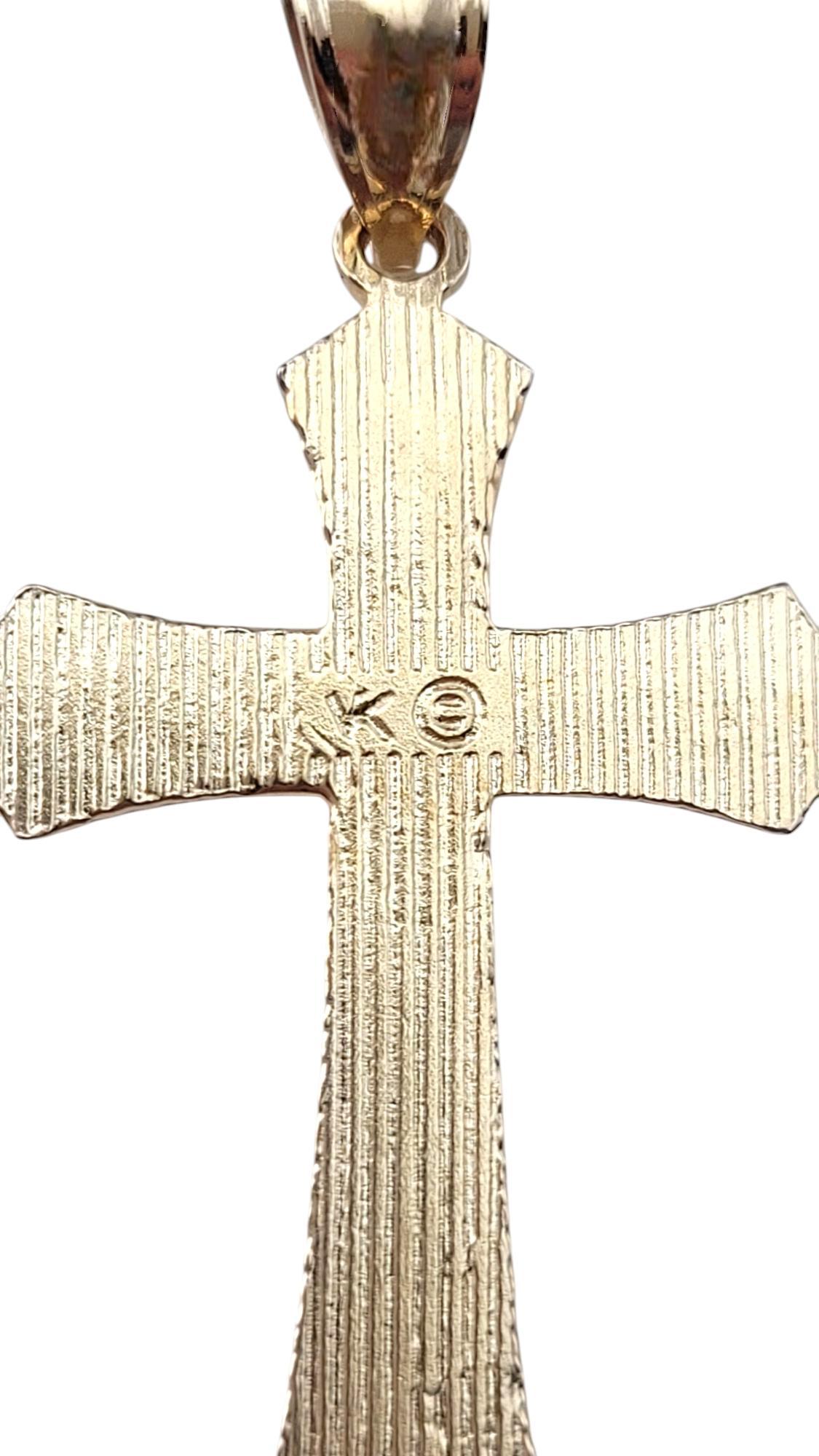 Pendentif croix en or jaune 14 carats n°20891 en vente 3