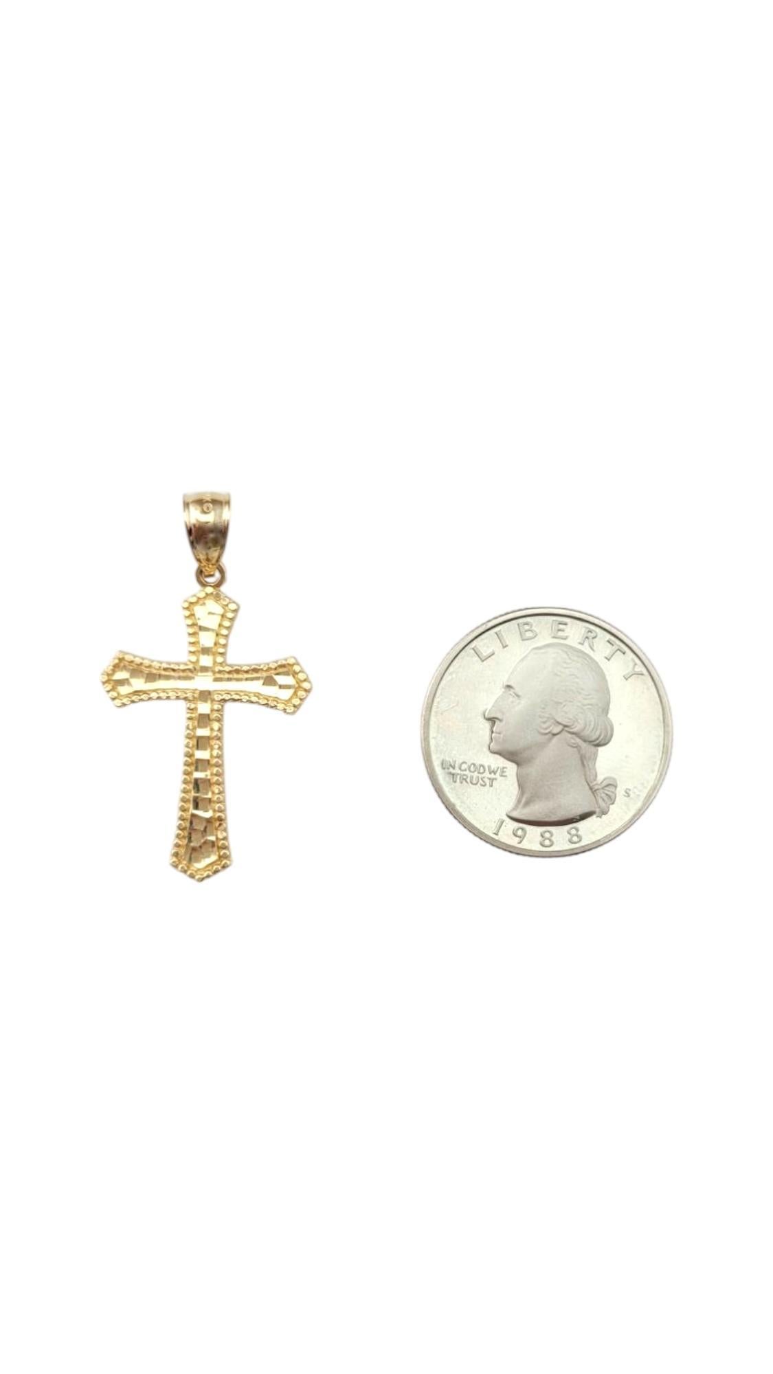 Pendentif croix en or jaune 14 carats n°20891 en vente 5