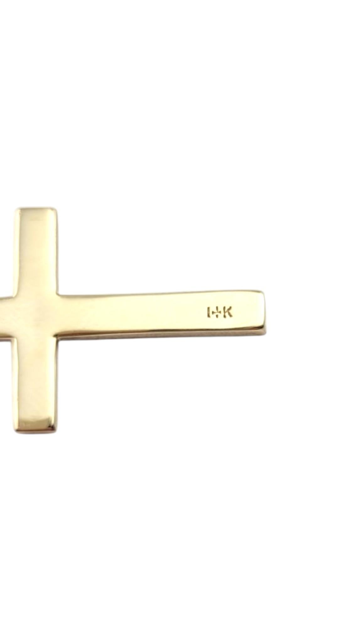 Pendentif croix en or jaune 14 carats #21275 Bon état - En vente à Washington Depot, CT