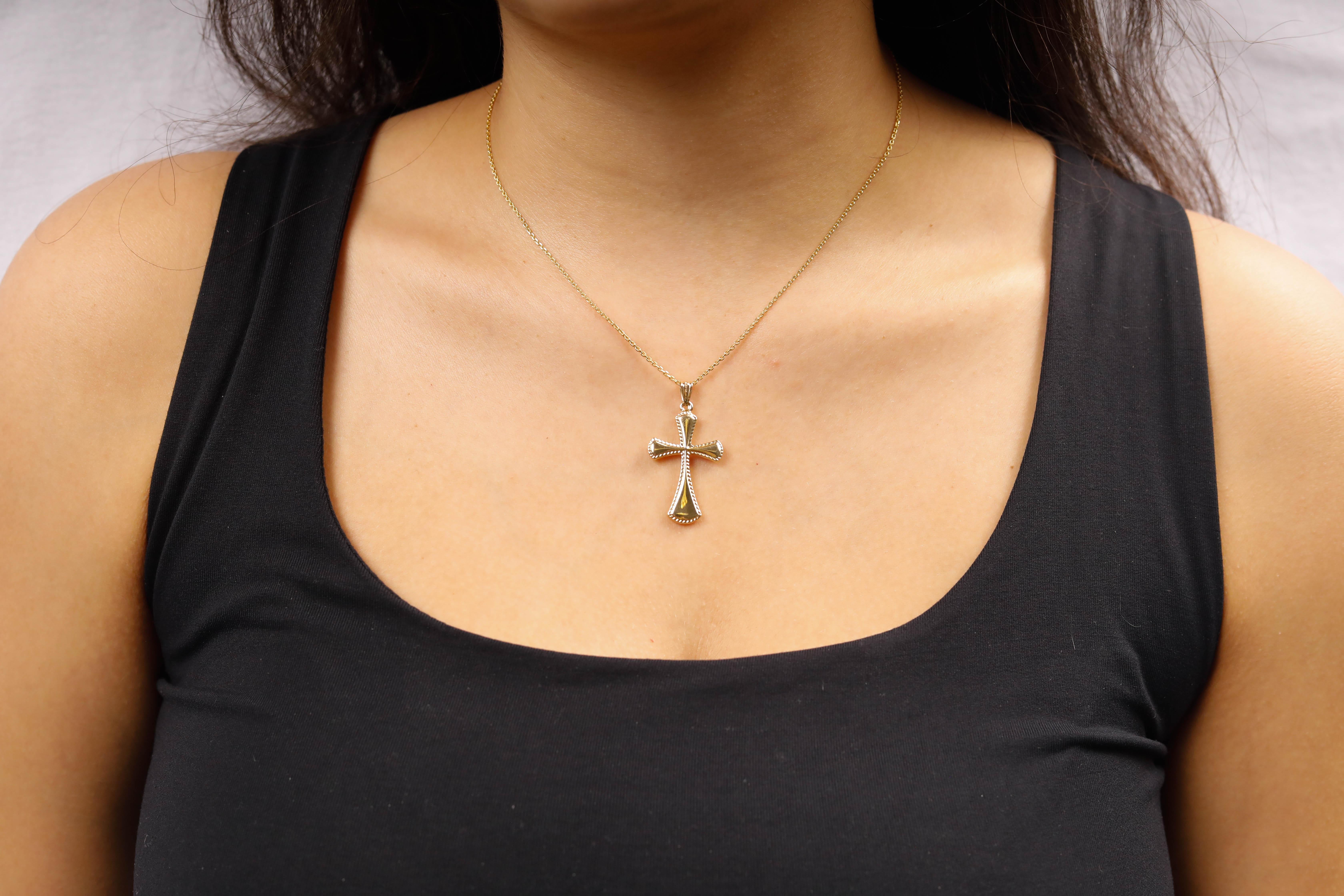  14 Karat Yellow Gold Cross Pendant 

These delicate cross pendants are crafted in solid 14 karats yellow gold. Modeled after traditional jewelry, these pendants are with cross Design take on the classic gold pendant.

***The Chain is not included,