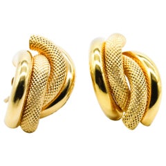 14 Karat Yellow Gold Crossover Stud Earrings for Casual Wear