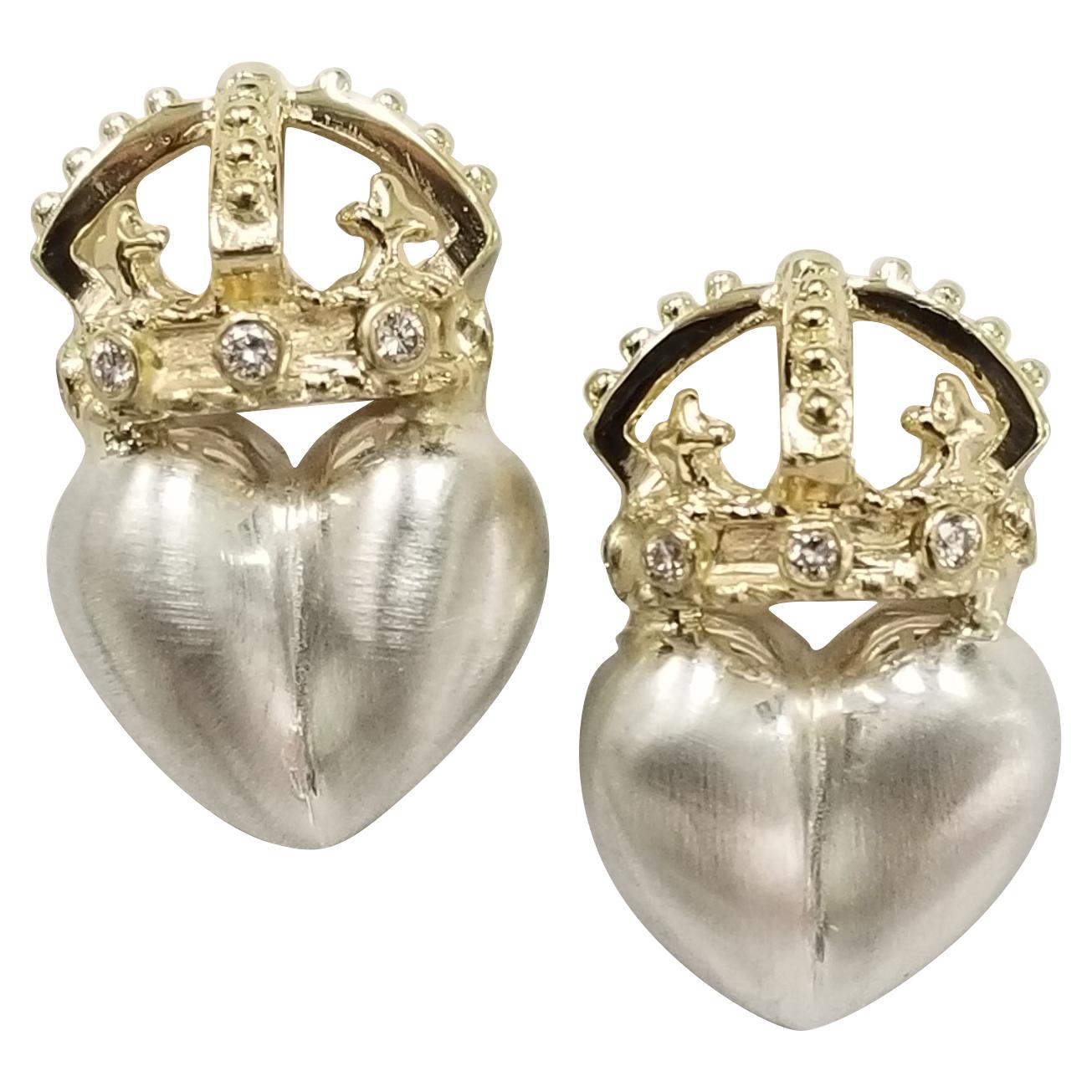 14 Karat Yellow Gold Crown with Diamonds and Silver Brushed Hearts Earrings For Sale