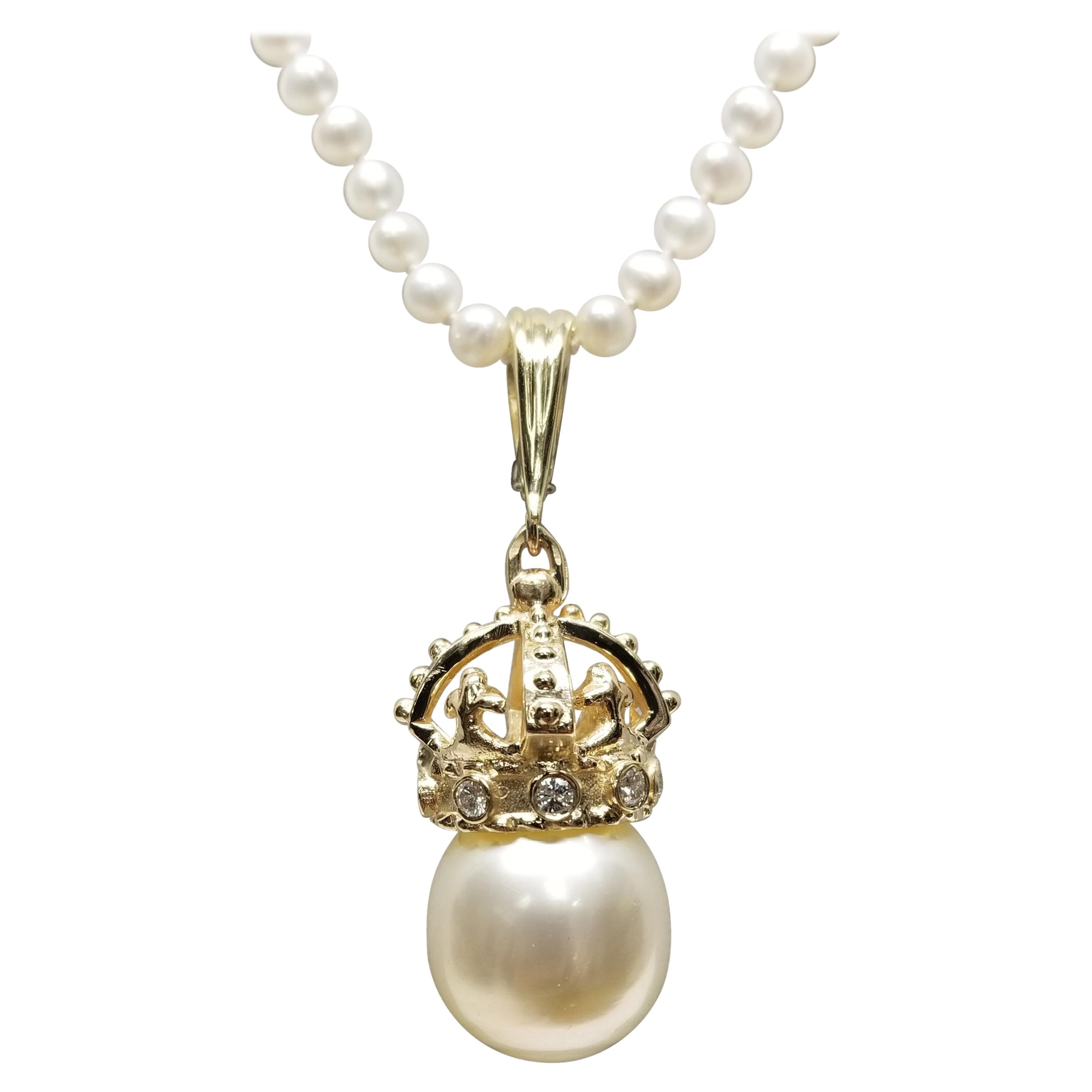 14 Karat Yellow Gold Crown with Diamonds and South Sea Pearl Enhancer For Sale