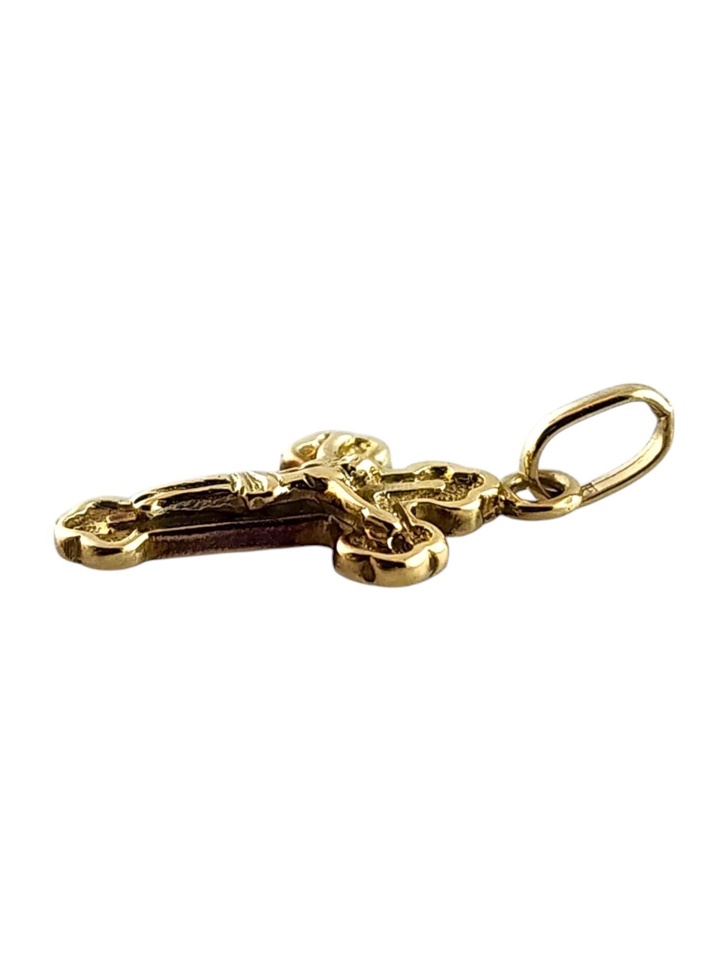 Breloque Crucifix en or jaune 14 carats

Cette magnifique breloque en forme de crucifix a été méticuleusement réalisée en or jaune 14 carats !

Taille : 19.9mm X 11.11mm X 2.75mm

Poids : 1,33 g/ 0,86 dwt

Testé 14K

Très bon état, polissage