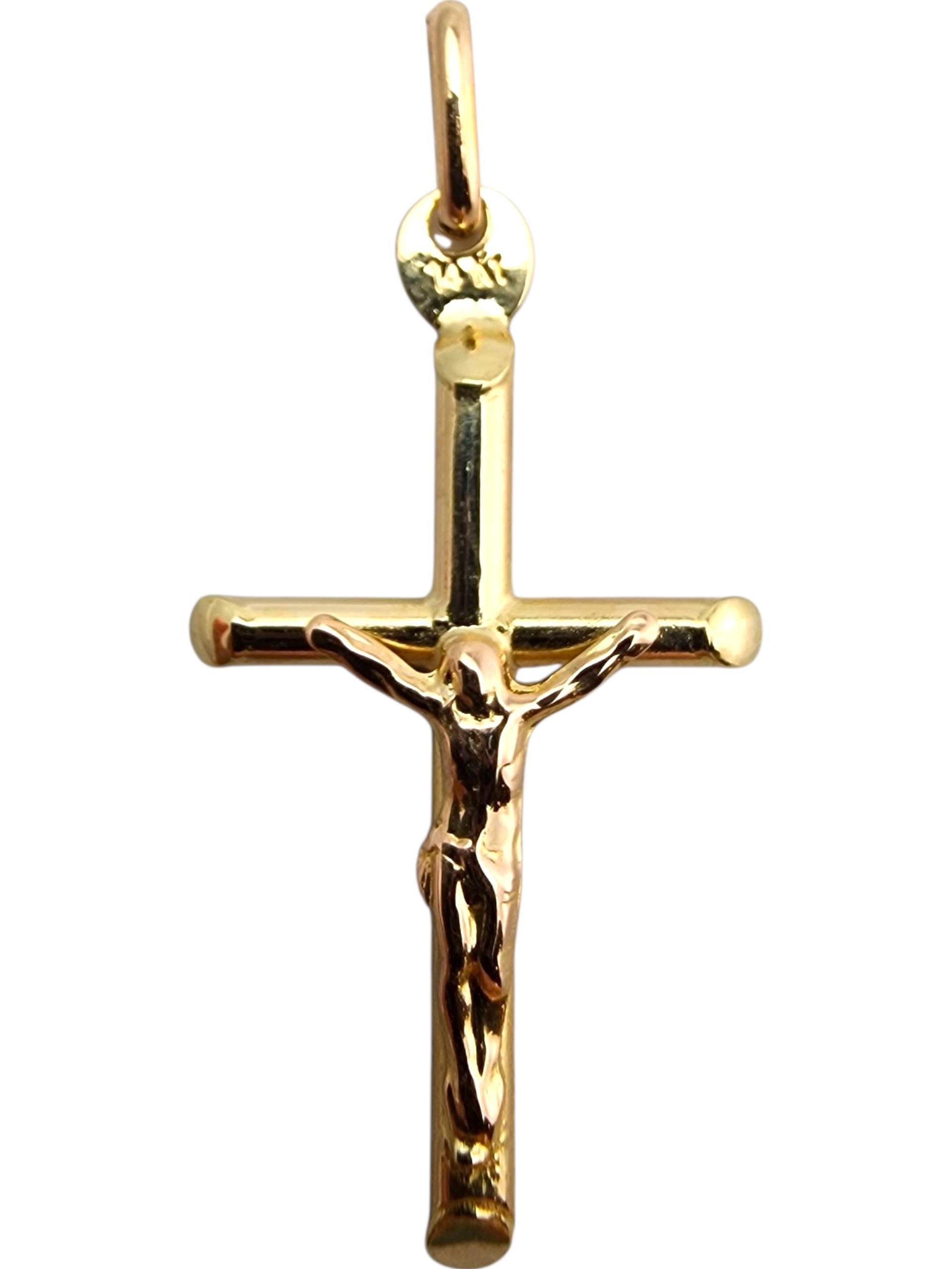 Breloque Crucifix en or jaune 14 carats #23670 en vente 5