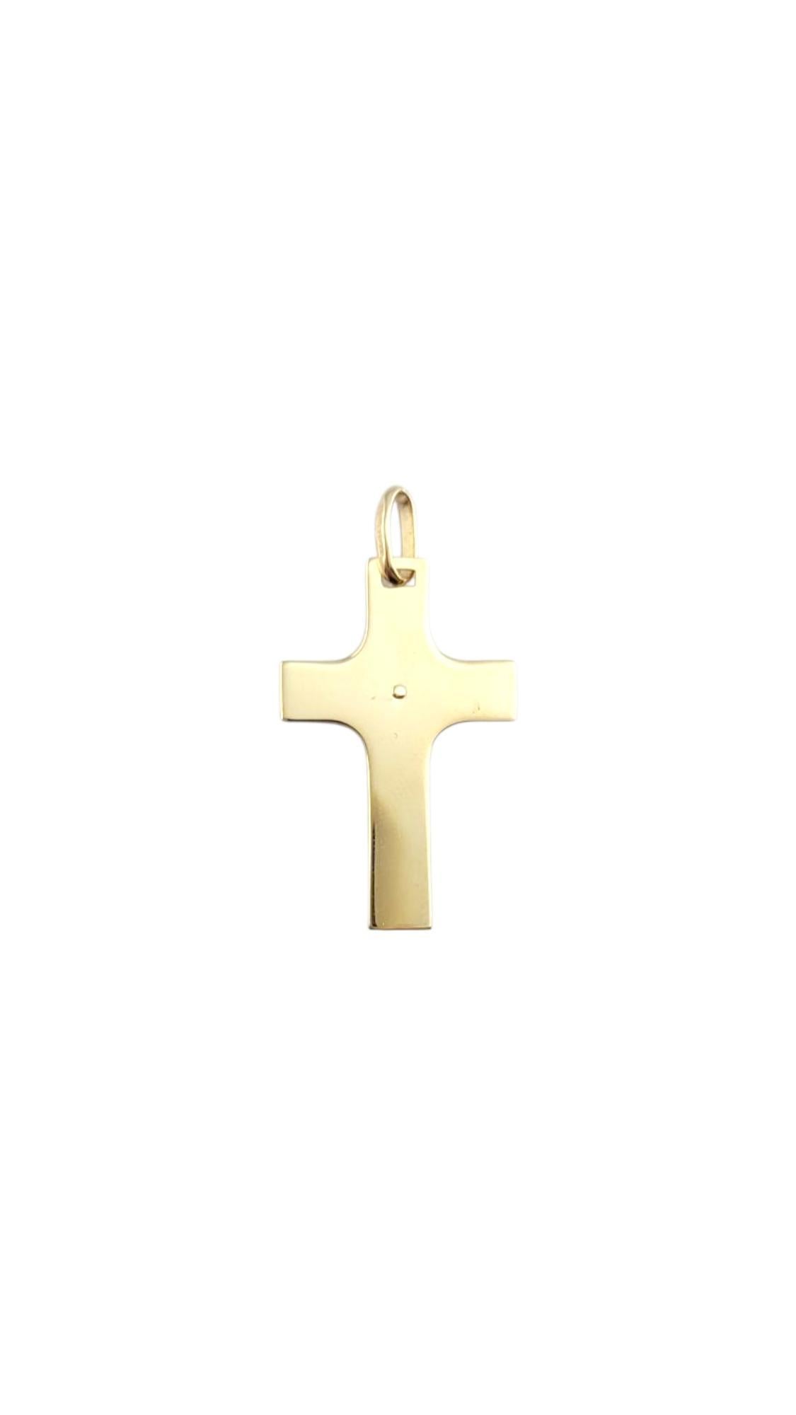 Pendentif crucifix en or jaune 14 carats

Classique, significatif et doré, ce pendentif crucifix en or jaune 14 carats est un symbole intemporel de foi et de dévotion.

Taille : 32,3 mm X 20,5 mm X 2,3 mm

Longueur avec balle : 38.0 mm

Poids : 2,6