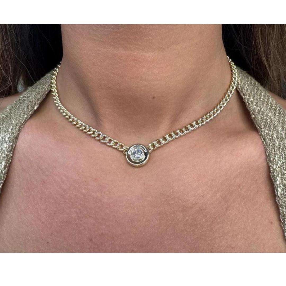 Collier à chaîne à maillons cubains en or jaune 14 carats orné d'un brillant rond pesant 1,00 carats sur un pendentif au fini mat.
Belles Brilliantes et vie !

Plus de colliers cubains de mode en stock, différents modèles
Message pour photos et