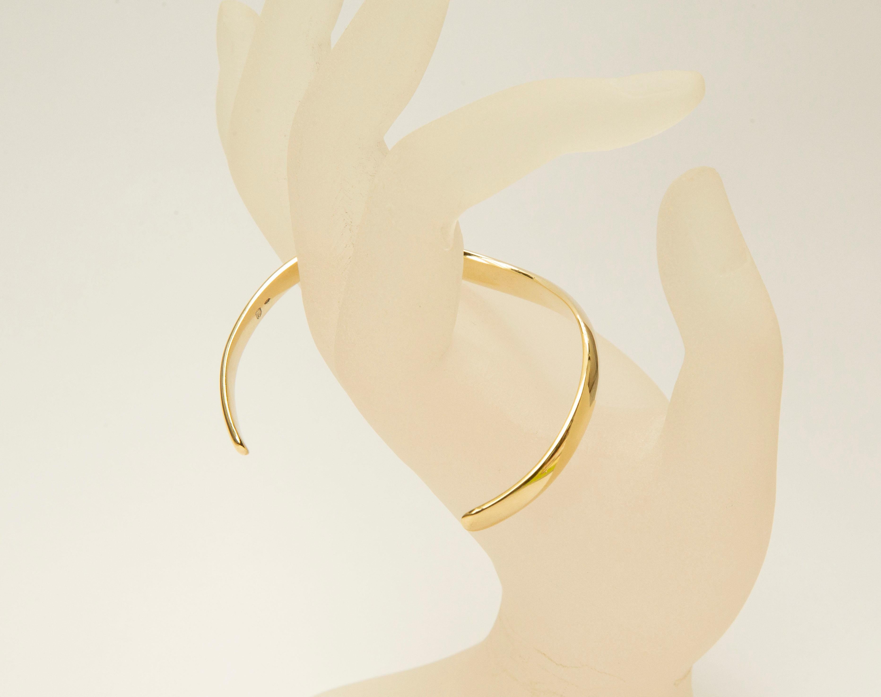 14 Karat Yellow Gold Cuff Bracelet Scandinavian Modern Minimalist Design For Sale 4