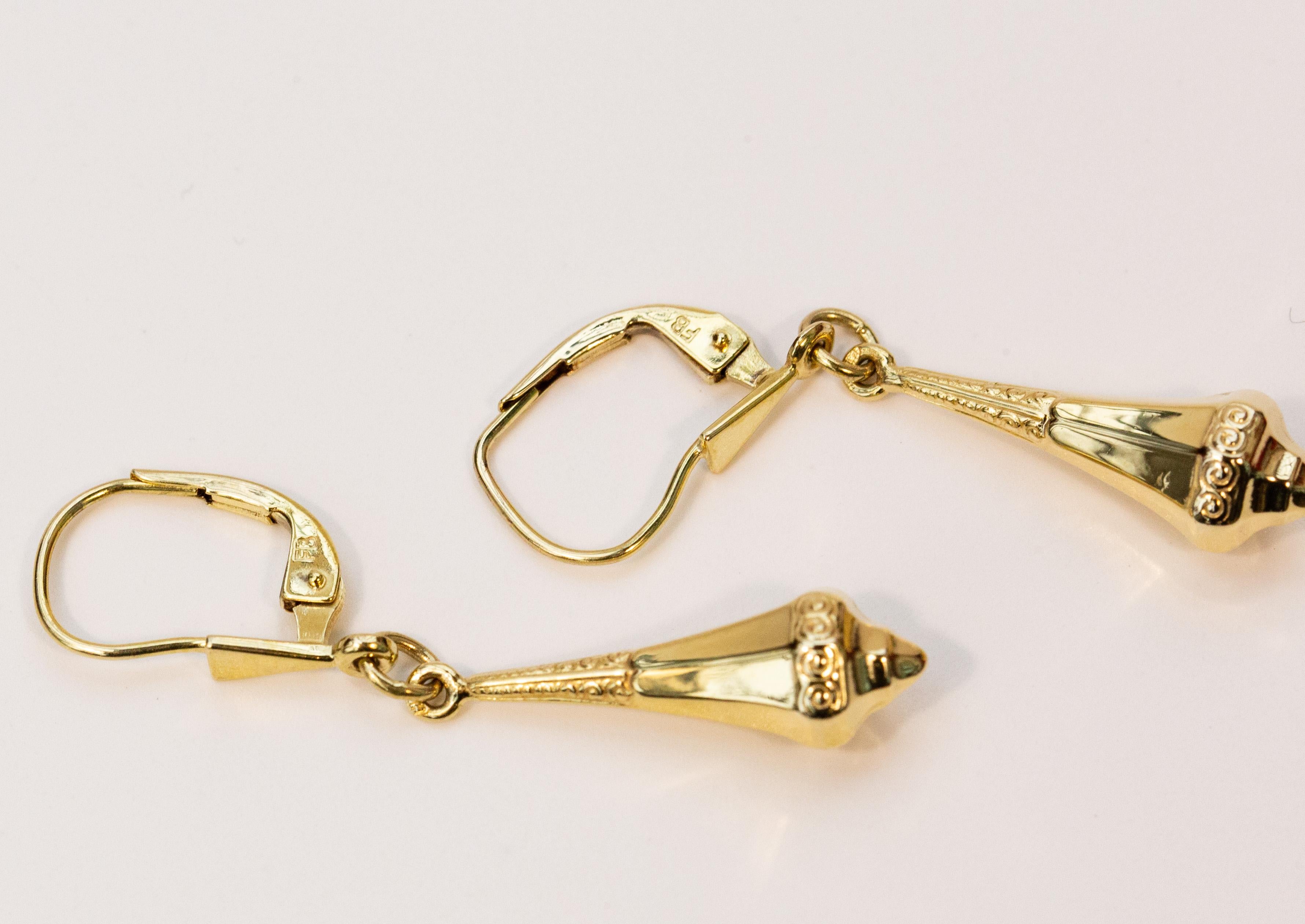 Orecchini pendenti in oro giallo 14 carati CA. 1950s In condizioni buone in vendita a Arnhem, NL