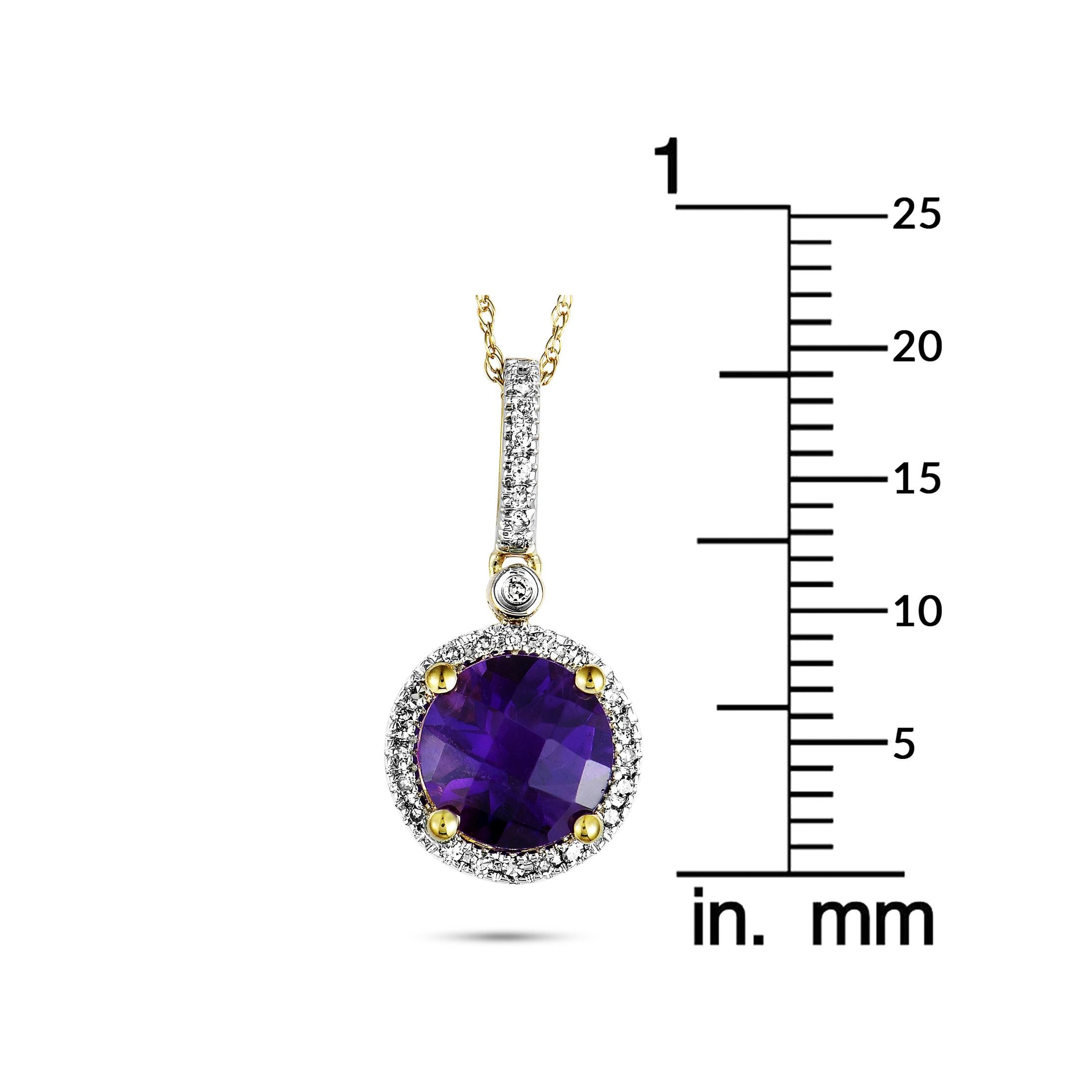 14 Karat Yellow Gold Diamond and Amethyst Round Pendant Necklace In New Condition In Southampton, PA