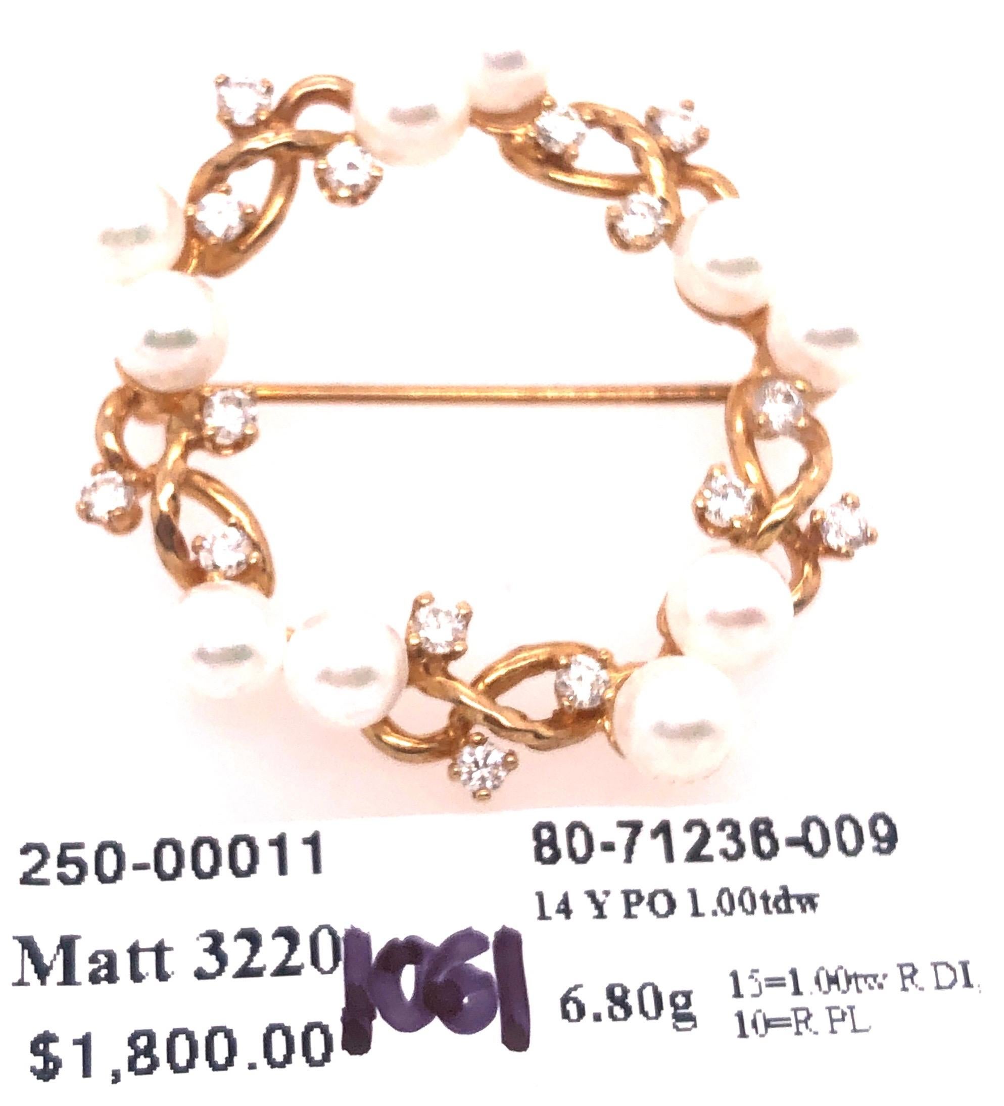 14 Karat Yellow Gold Diamond and Pearl Circle Brooch For Sale 2
