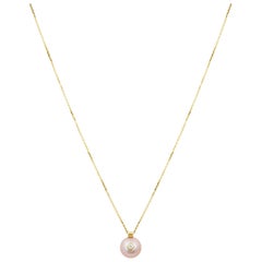 14 Karat Yellow Gold Diamond and White Pearl Necklace For Sale at 1stDibs