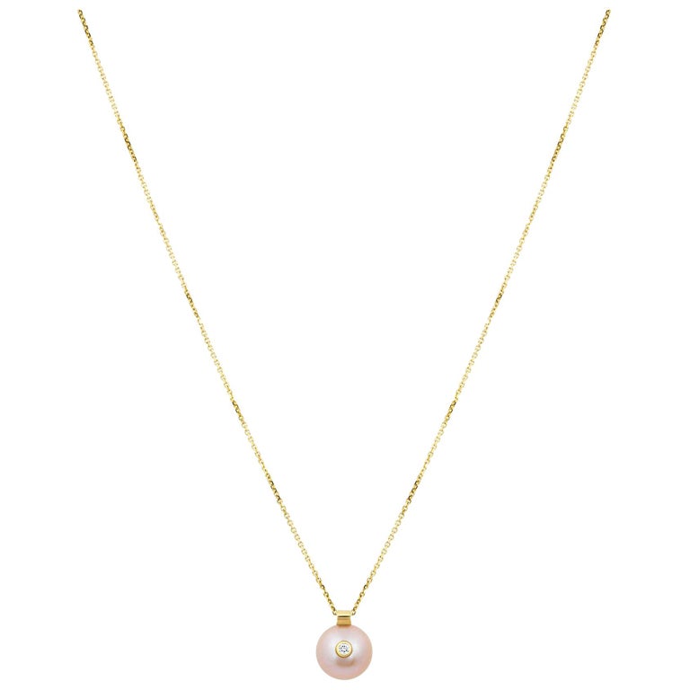 14 Karat Yellow Gold Diamond and Pearl Necklace For Sale