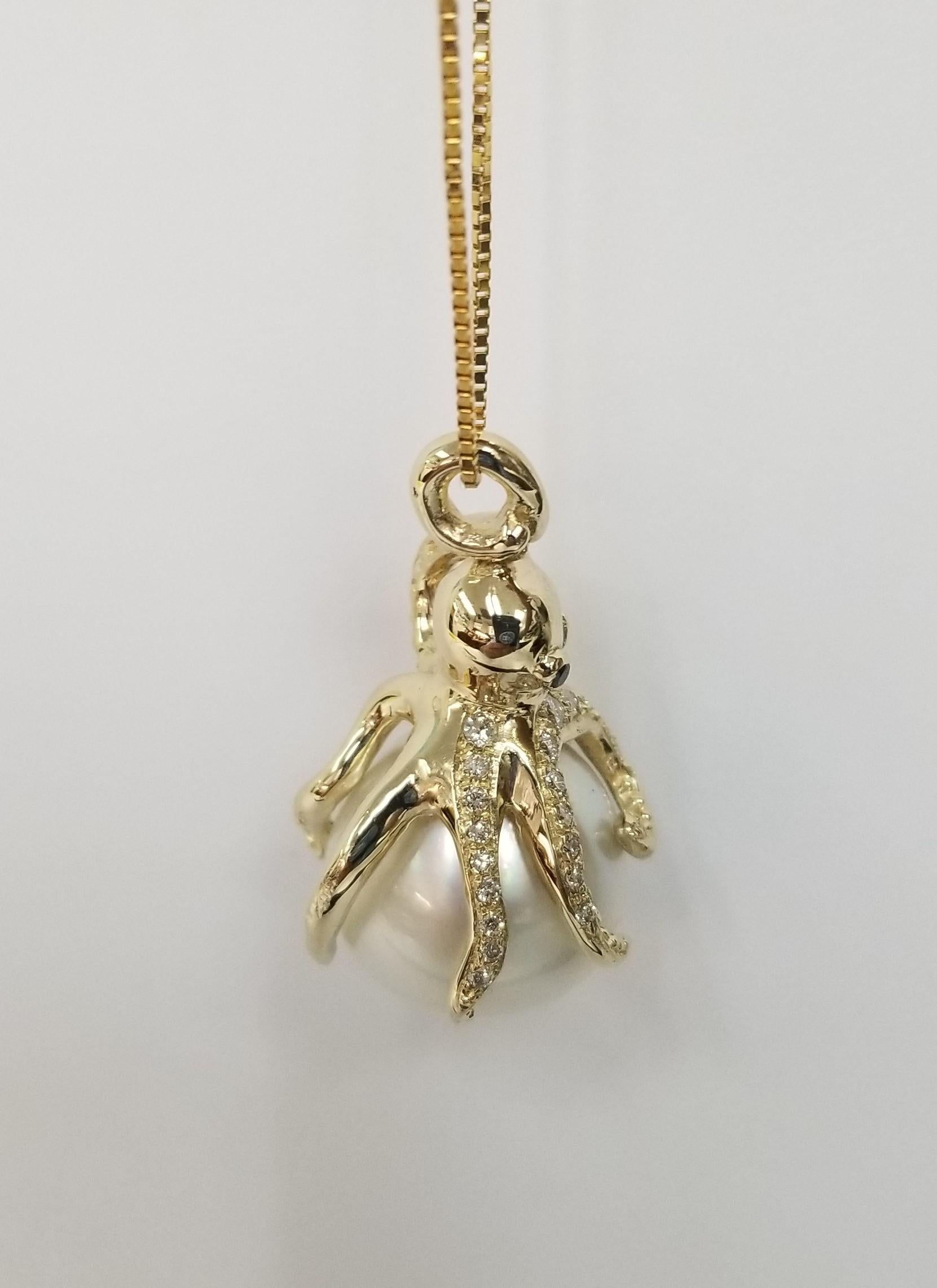 14 karat yellow gold diamond and south sea pearl 