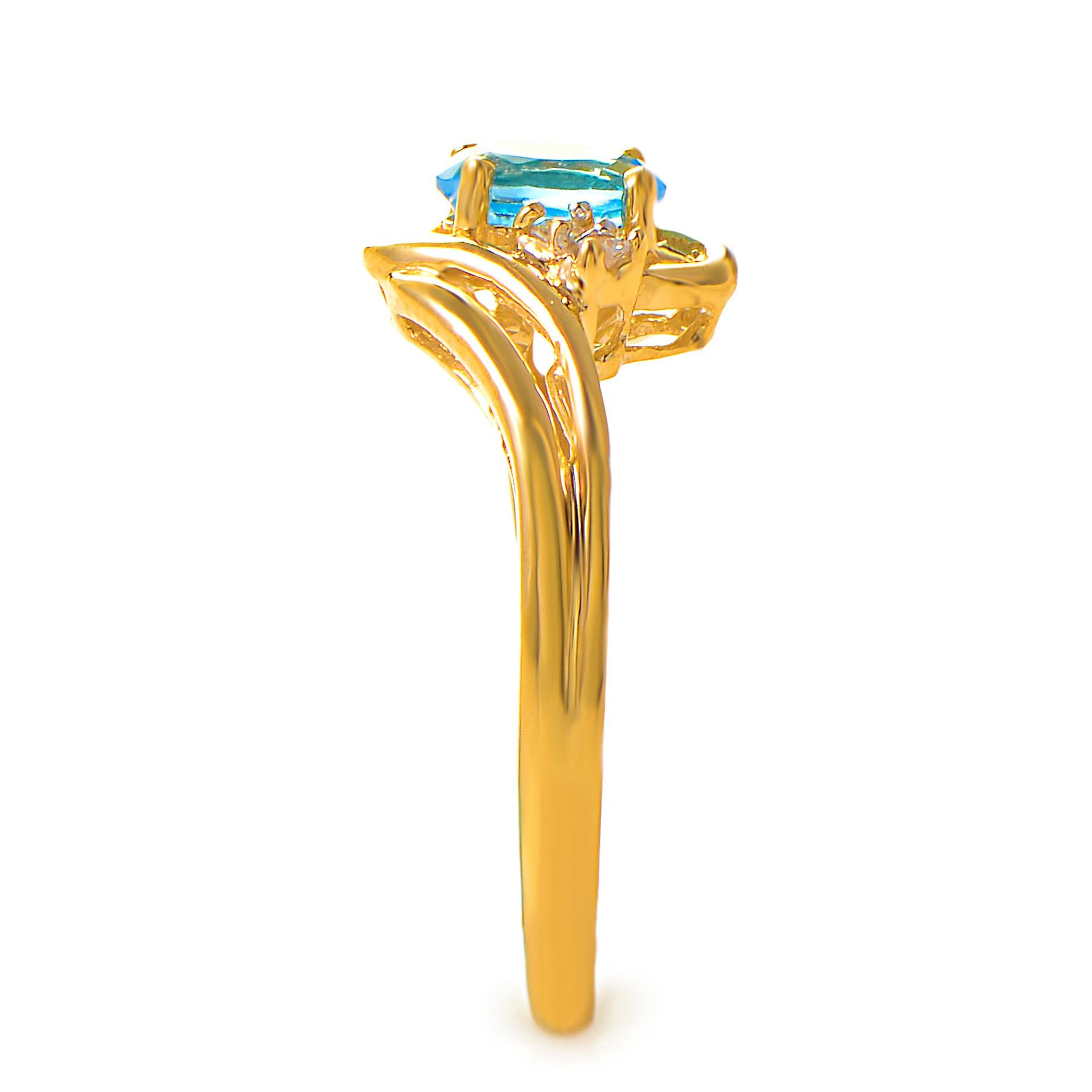 Women's 14 Karat Yellow Gold Diamond and Topaz Ring