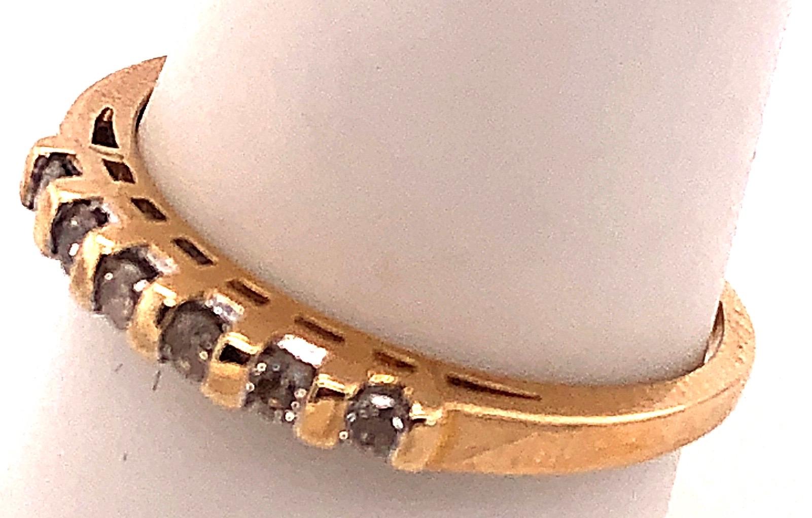 14 Karat Gelbgold Diamantband Braut Hochzeit Jahrestag Ring im Zustand „Gut“ im Angebot in Stamford, CT