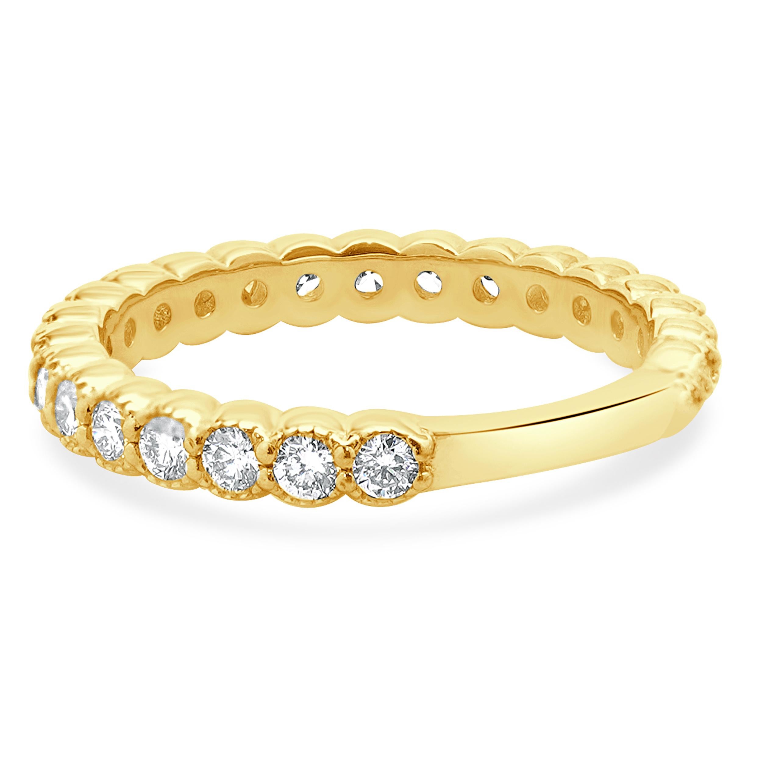 Round Cut 14 Karat Yellow Gold Diamond Band For Sale