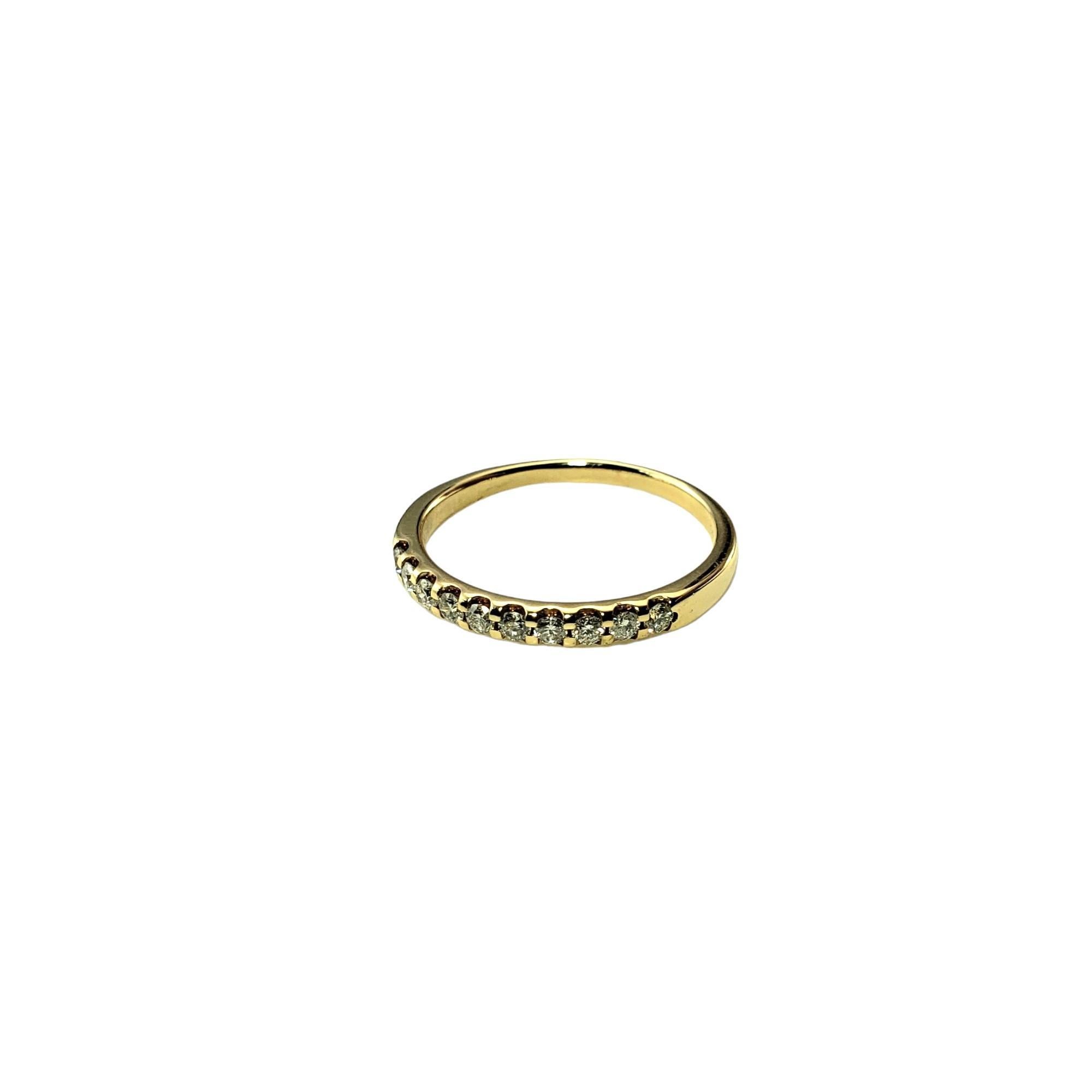 Round Cut 14 Karat Yellow Gold Diamond Band Ring Size 6.5 #15793 For Sale