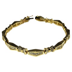 14 Karat Yellow Gold Diamond Bracelet