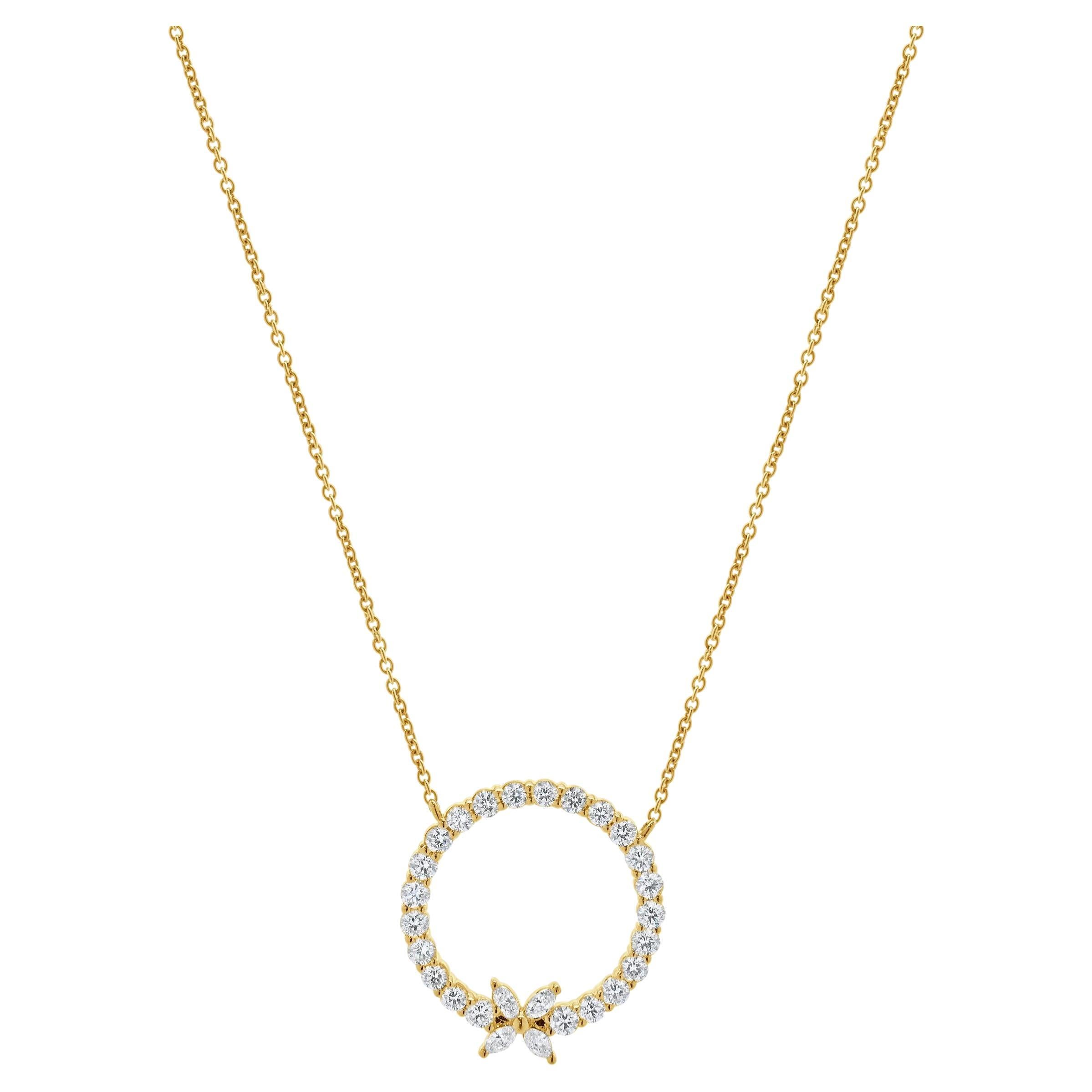 14 Karat Yellow Gold Diamond Circle Necklace with Bow For Sale