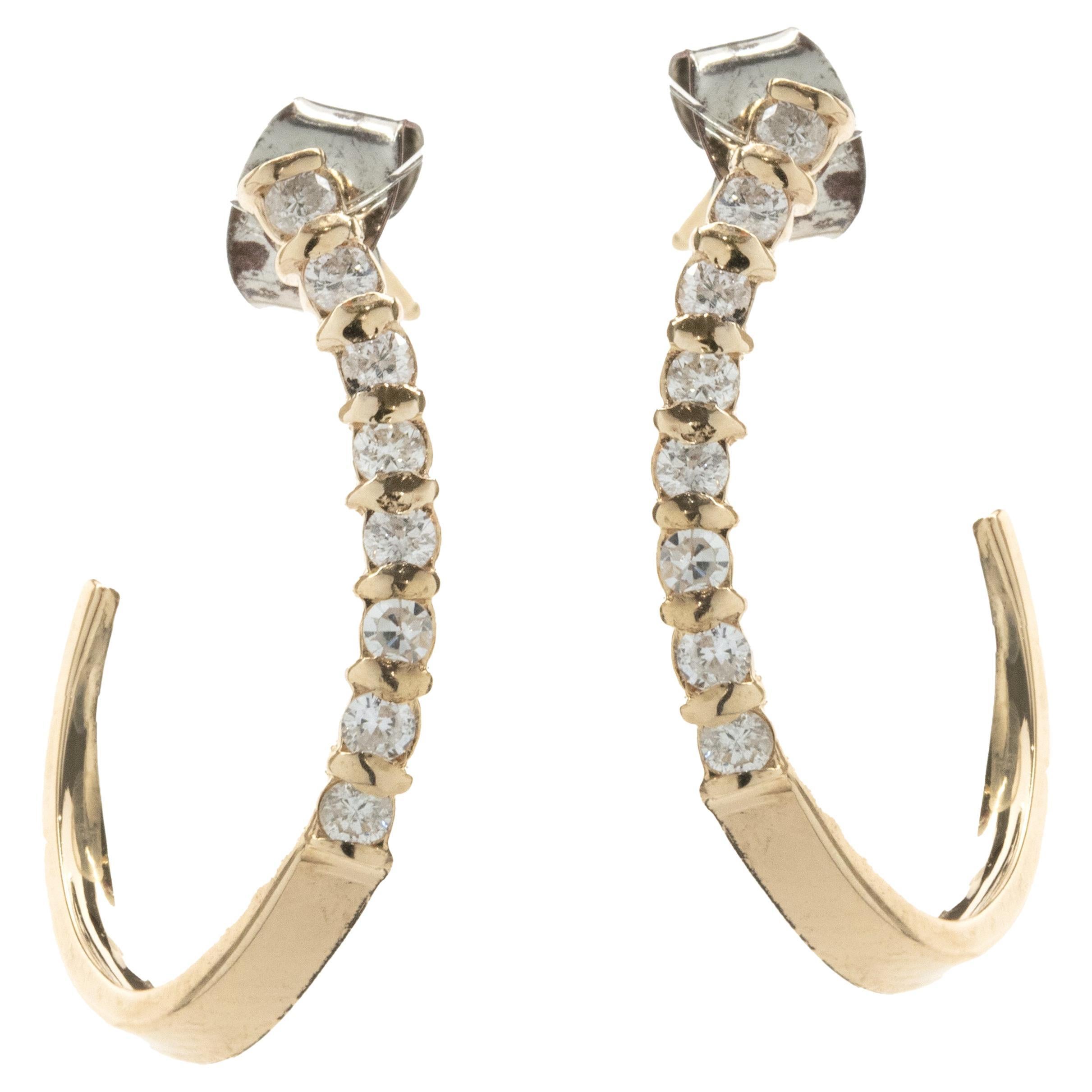 Curved horn earrings gold