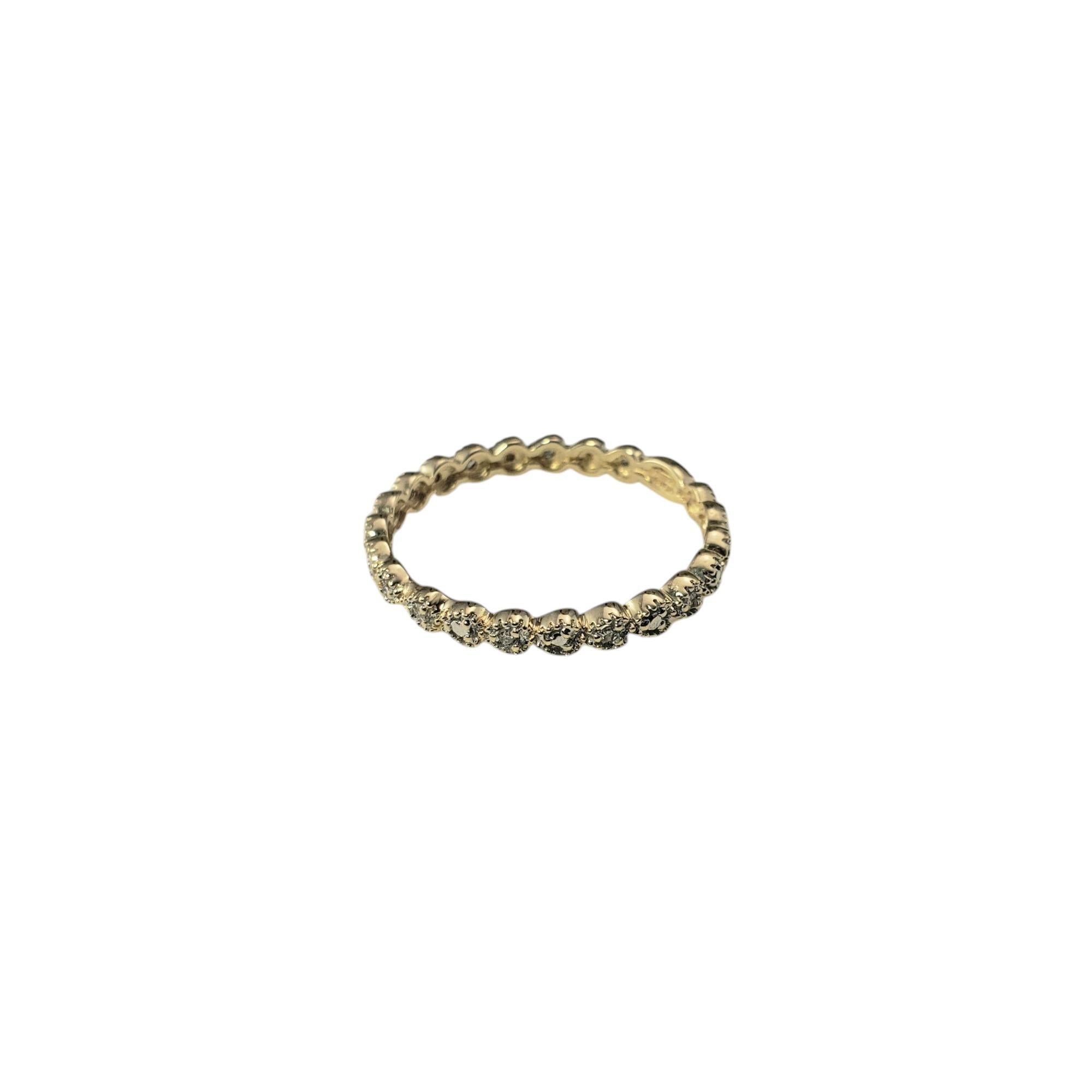 Taille simple Bague d'éternité en or jaune 14 carats avec diamants taille 7 n° 20543 en vente