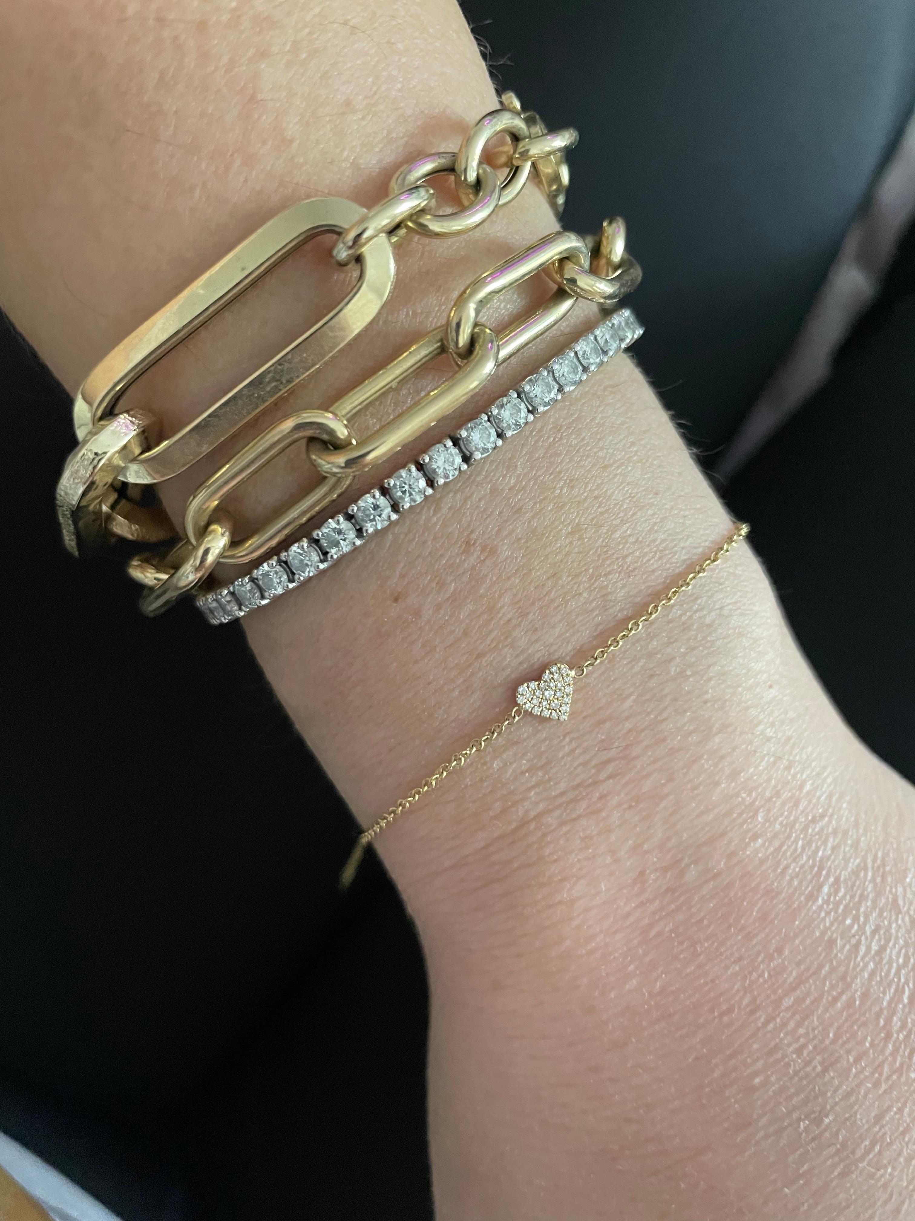 14 Karat Yellow Gold Diamond Heart Bracelet Made in USA In New Condition For Sale In New York, NY