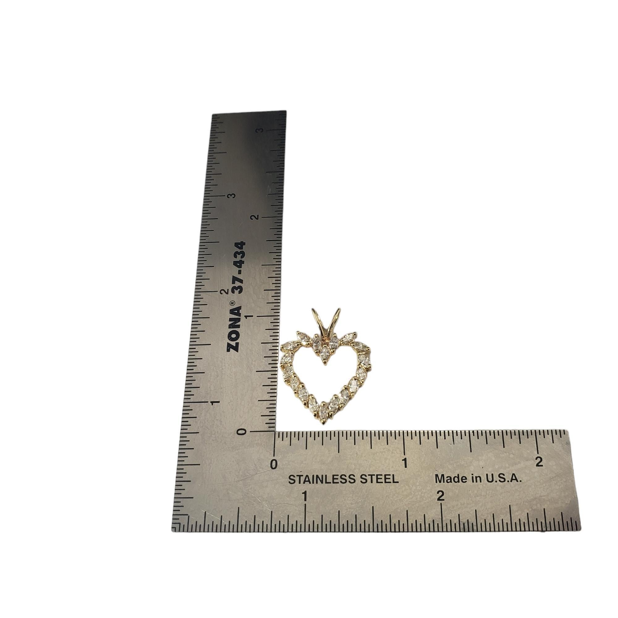 Pendentif cœur en or jaune 14 carats et diamants n° 16839 en vente 1