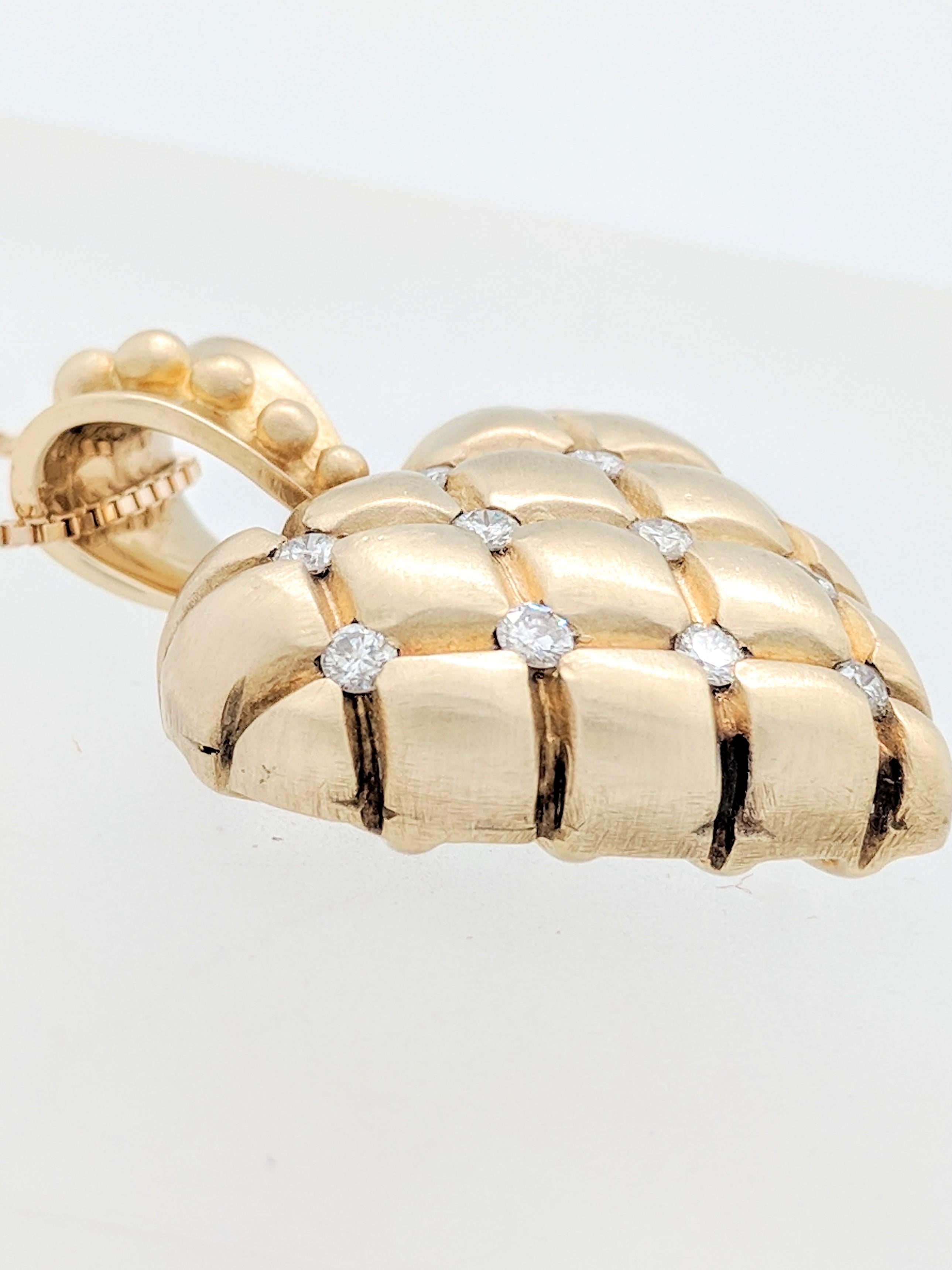 Women's 14 Karat Yellow Gold Diamond Heart Pendant Necklace