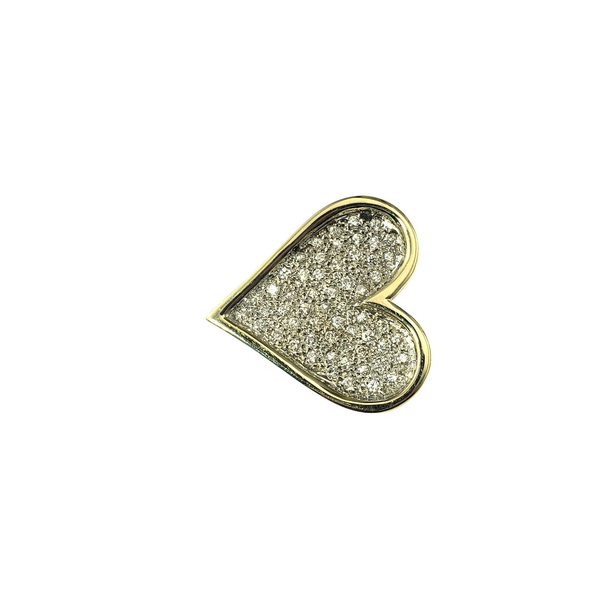 Pendentif en or jaune 14 carats avec cœur en diamant

Ce pendentif en forme de cœur étincelant est orné de 49 diamants ronds de taille brillante sertis dans de l'or jaune 14K classique.

Poids total approximatif des diamants : .50 - .75ct 

Couleur