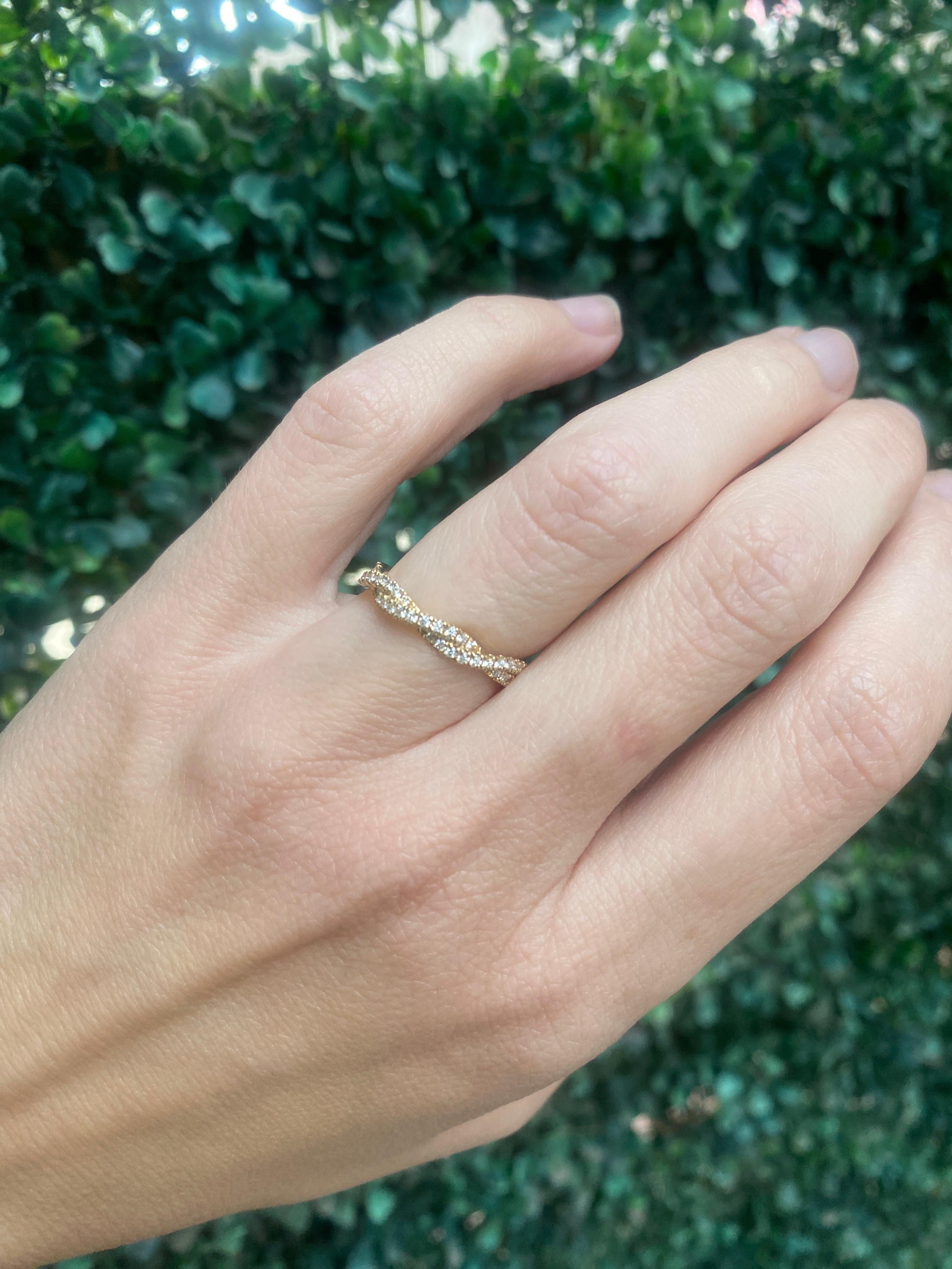 14 Karat Yellow Gold Diamond Infinity Diamond Band For Sale 9