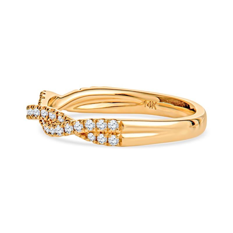 This exquisitely designed 14K yellow gold wedding band showcases a beautiful twist pattern accentuated by 0.30 carats of round diamonds, offering G color and VS2 clarity. Whether worn alone or stacked with other rings, it adds a sophisticated touch
