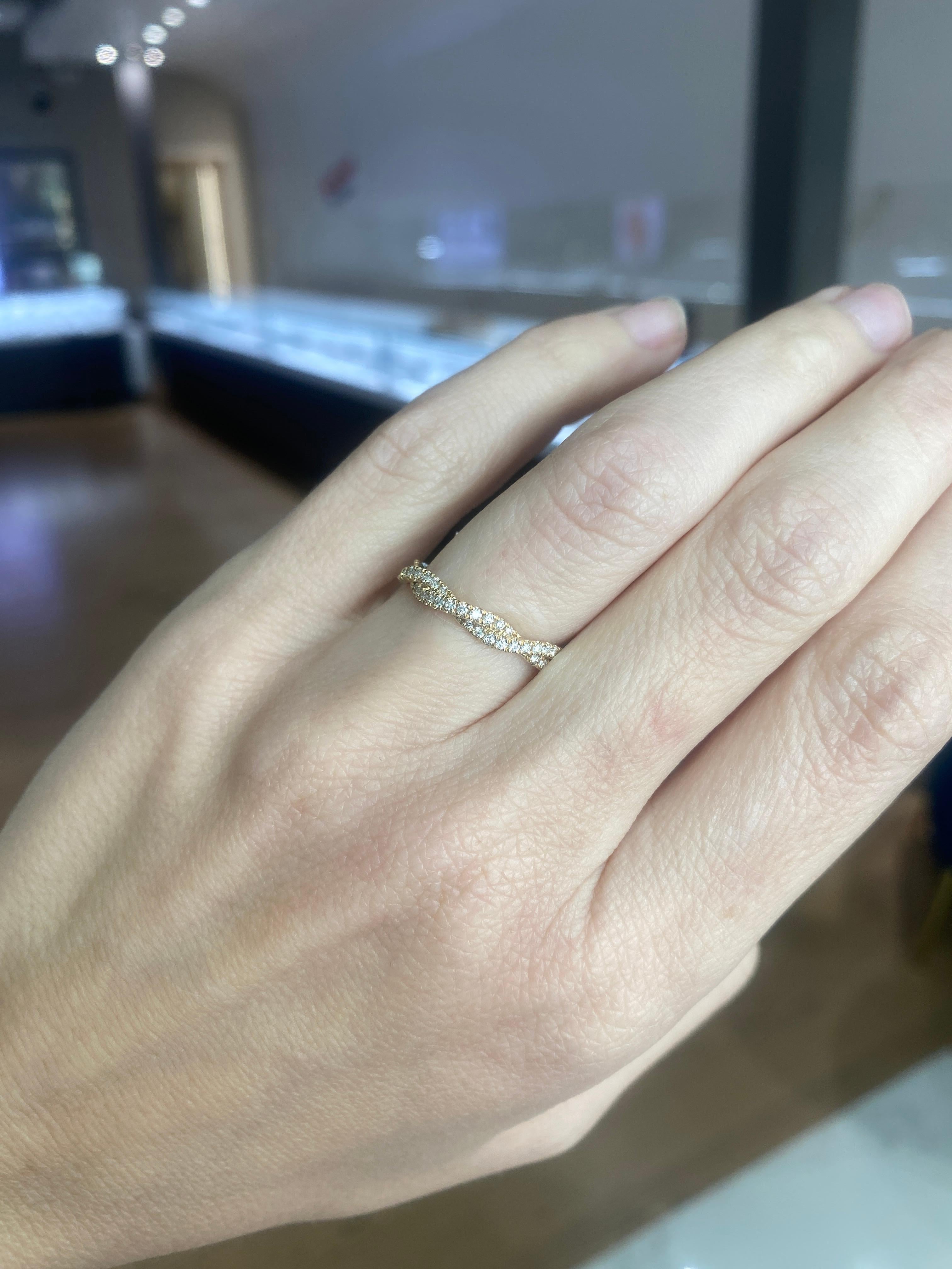 Round Cut 14 Karat Yellow Gold Diamond Infinity Diamond Band For Sale