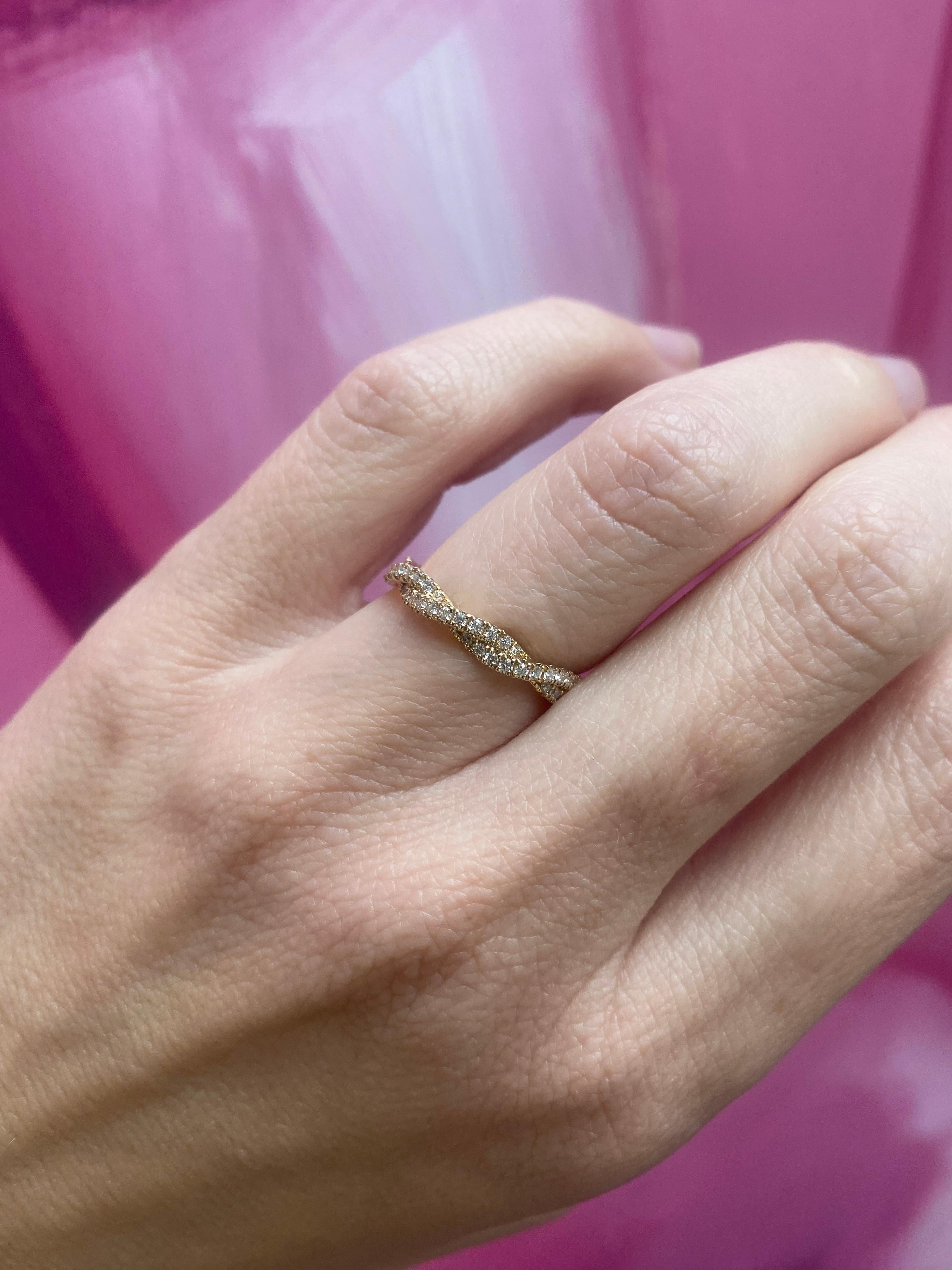 14 Karat Yellow Gold Diamond Infinity Diamond Band For Sale 3