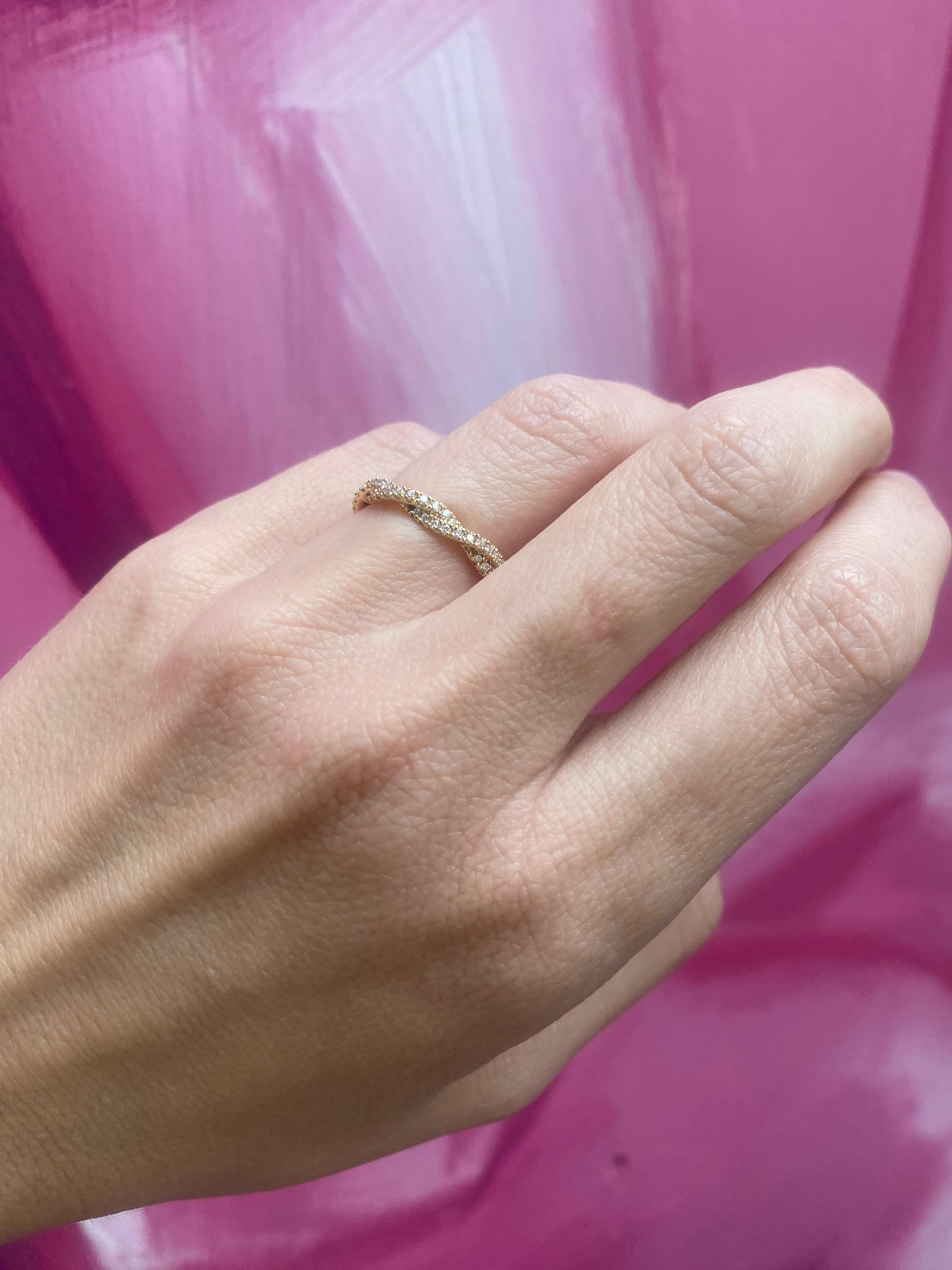 14 Karat Yellow Gold Diamond Infinity Diamond Band For Sale 4