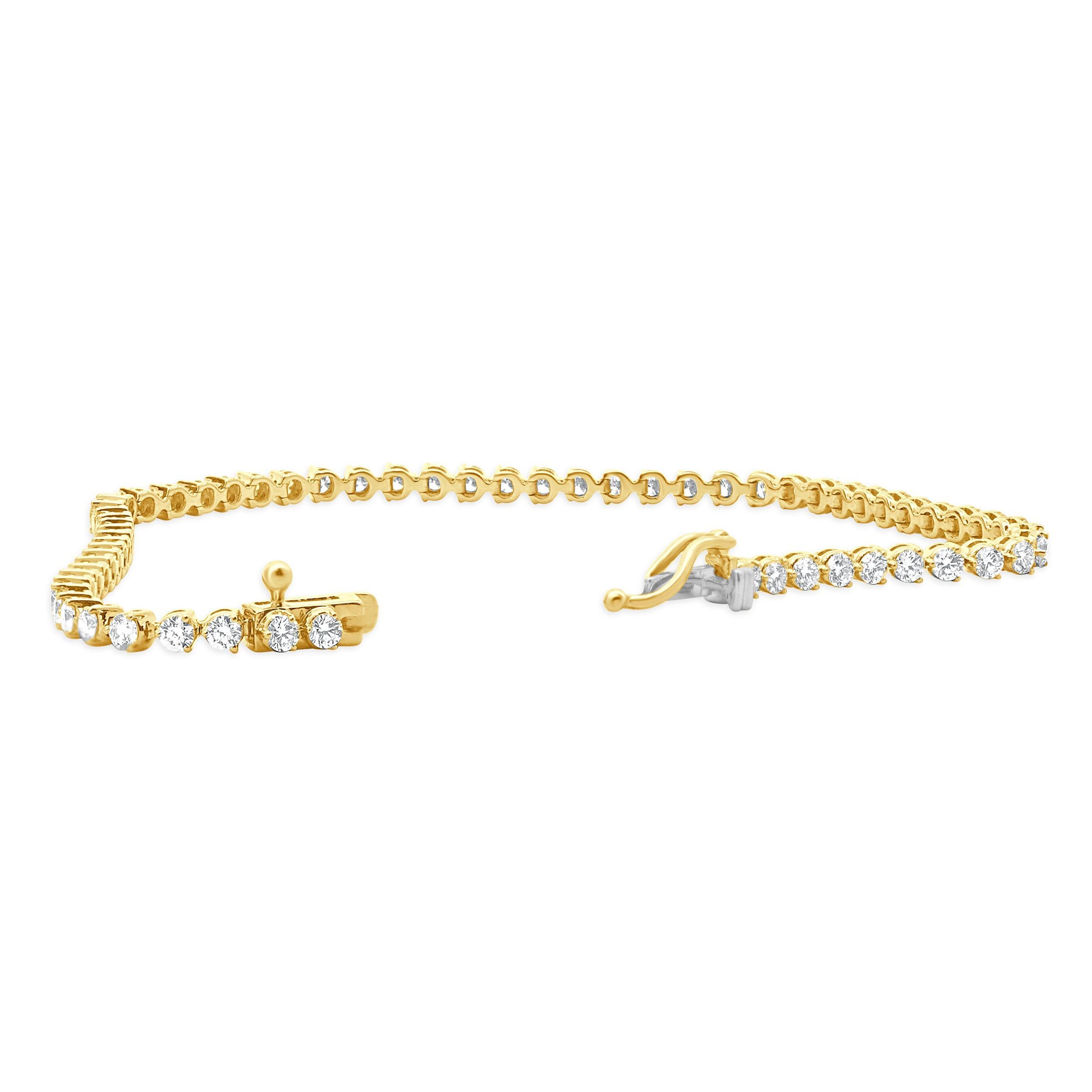 Bracciale tennis in linea con diamanti in oro giallo 14 carati In condizioni ottime in vendita a Scottsdale, AZ