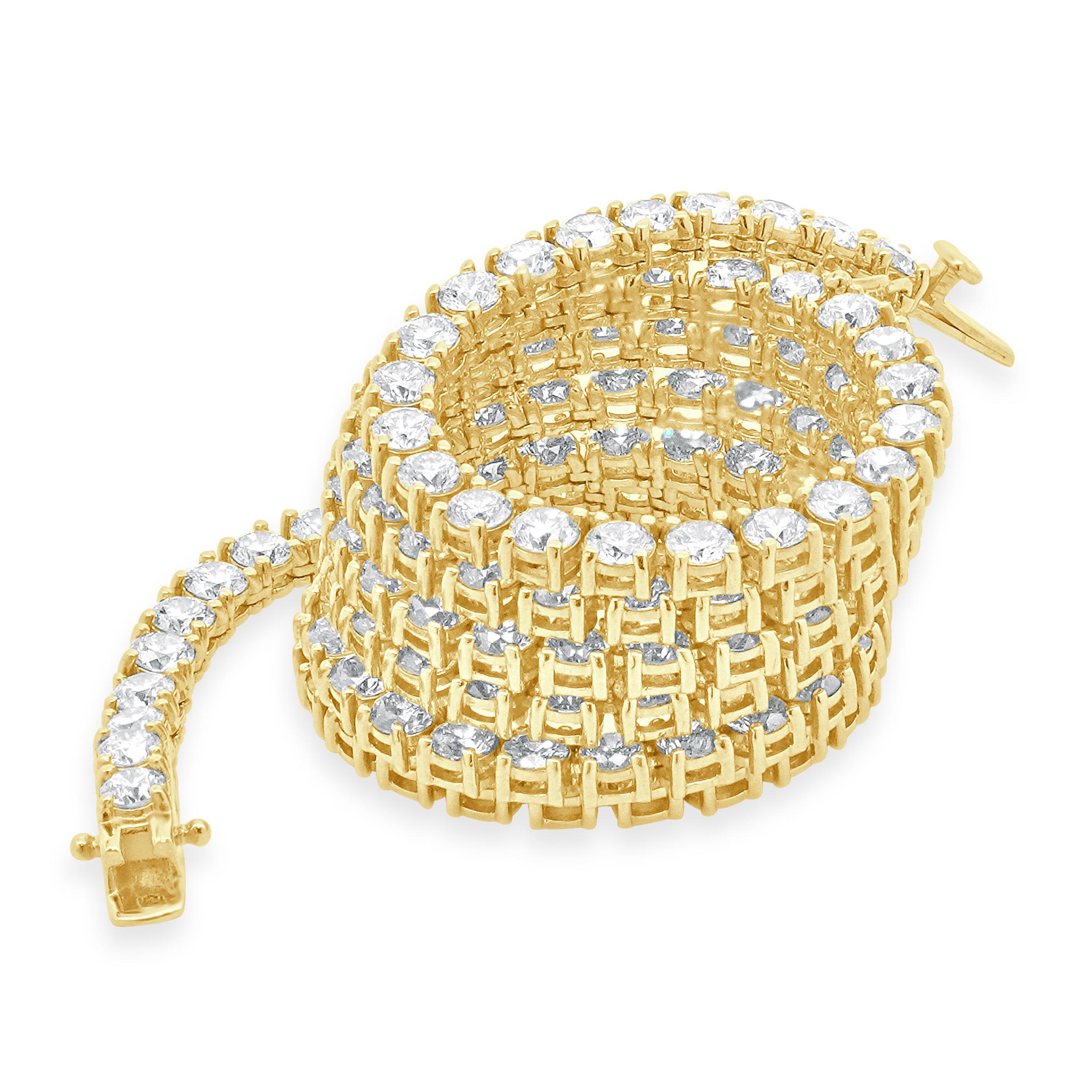 Collana Tennis in linea con diamanti in oro giallo 14 carati In condizioni buone in vendita a Scottsdale, AZ