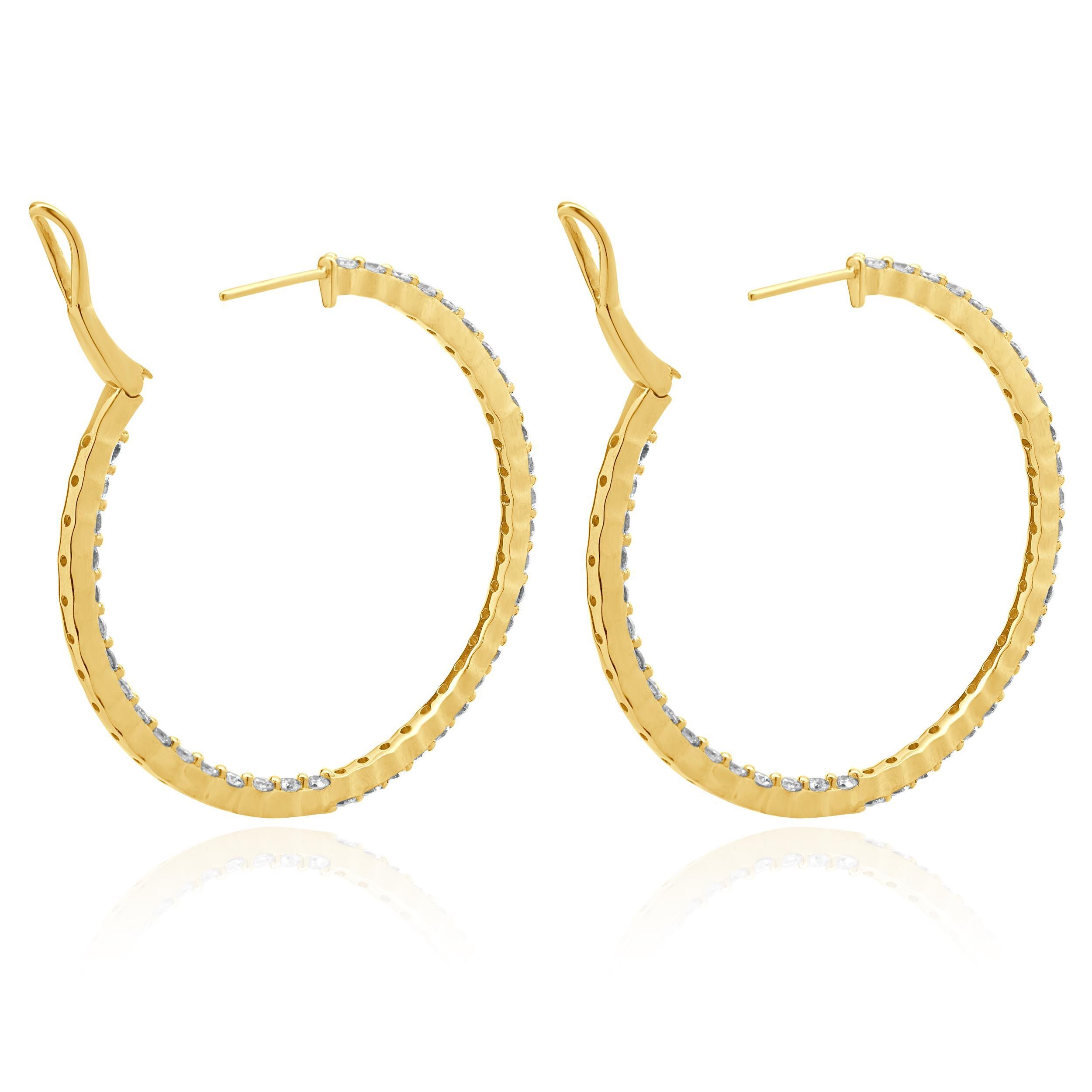 Boucles d'oreilles en or jaune 14 carats avec diamant à l'intérieur et à l'extérieur de l'anneau Excellent état - En vente à Scottsdale, AZ