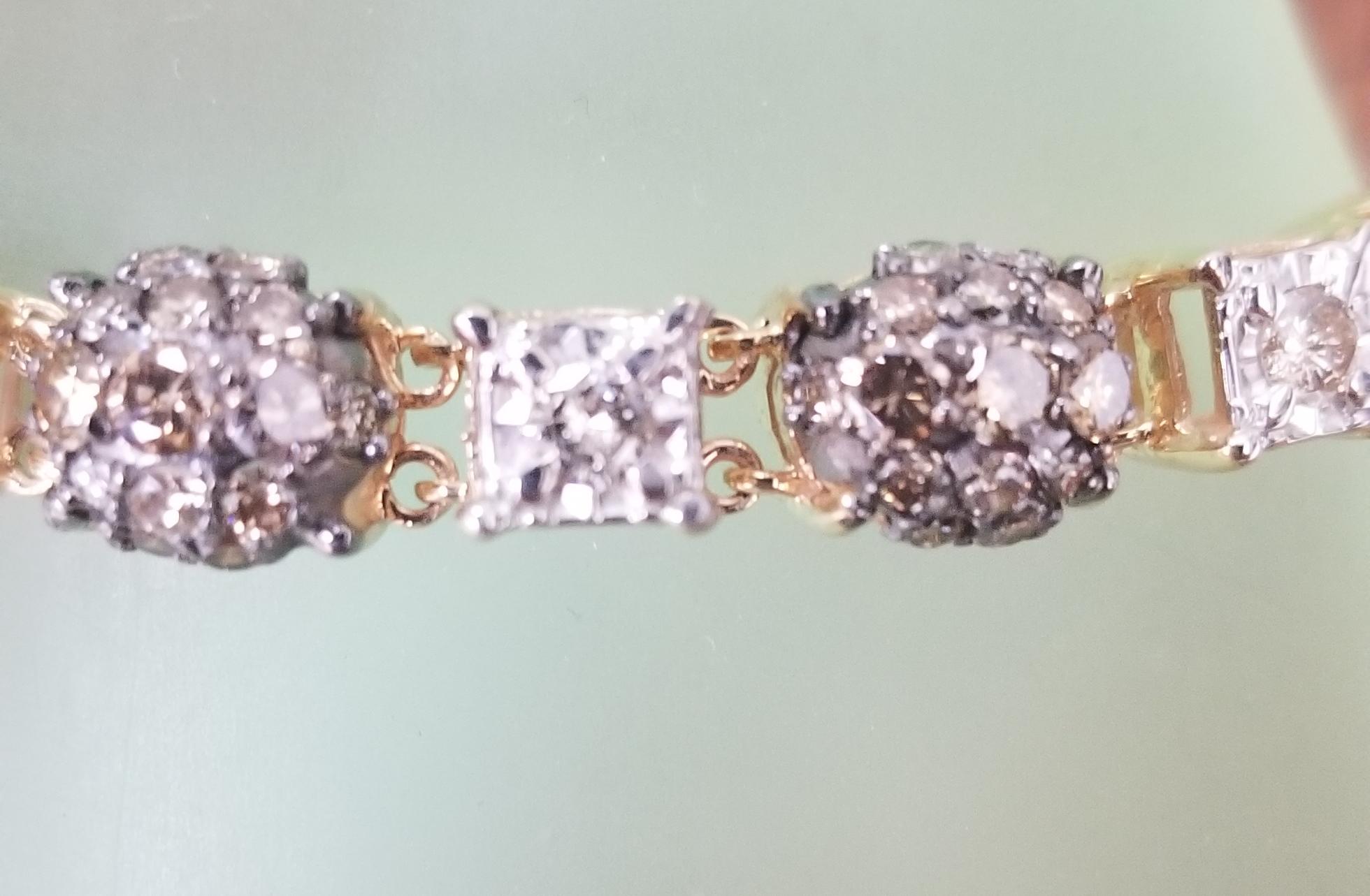 Women's 14 Karat Yellow Gold Diamond Link Bracelet with White and Conac Brown Diamonds