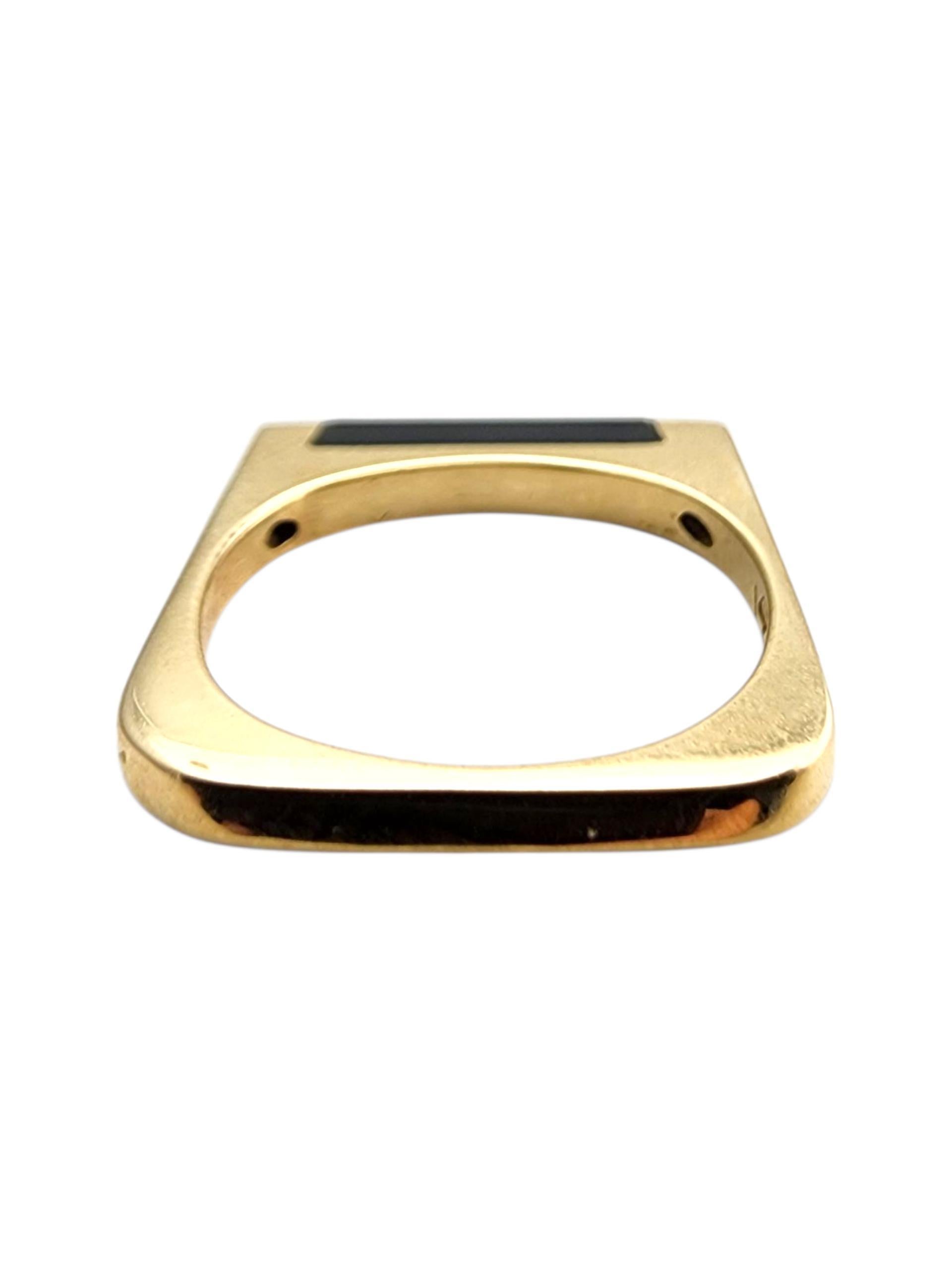 Anello quadrato in oro giallo 14 carati con diamante e onice 4,75-5 #23935 In condizioni buone in vendita a Washington Depot, CT