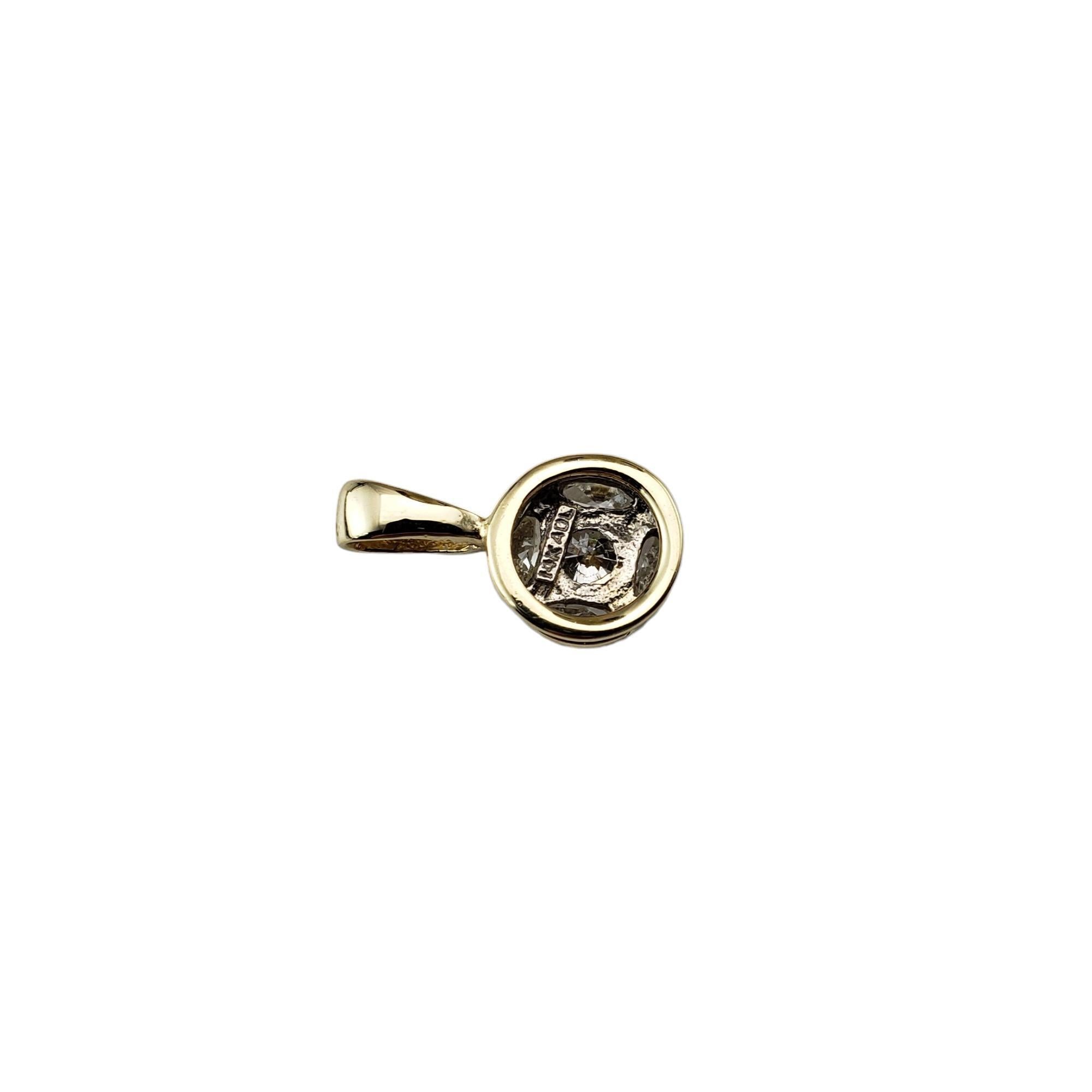 14 Karat Yellow Gold Diamond Pendant #15978 In Good Condition For Sale In Washington Depot, CT