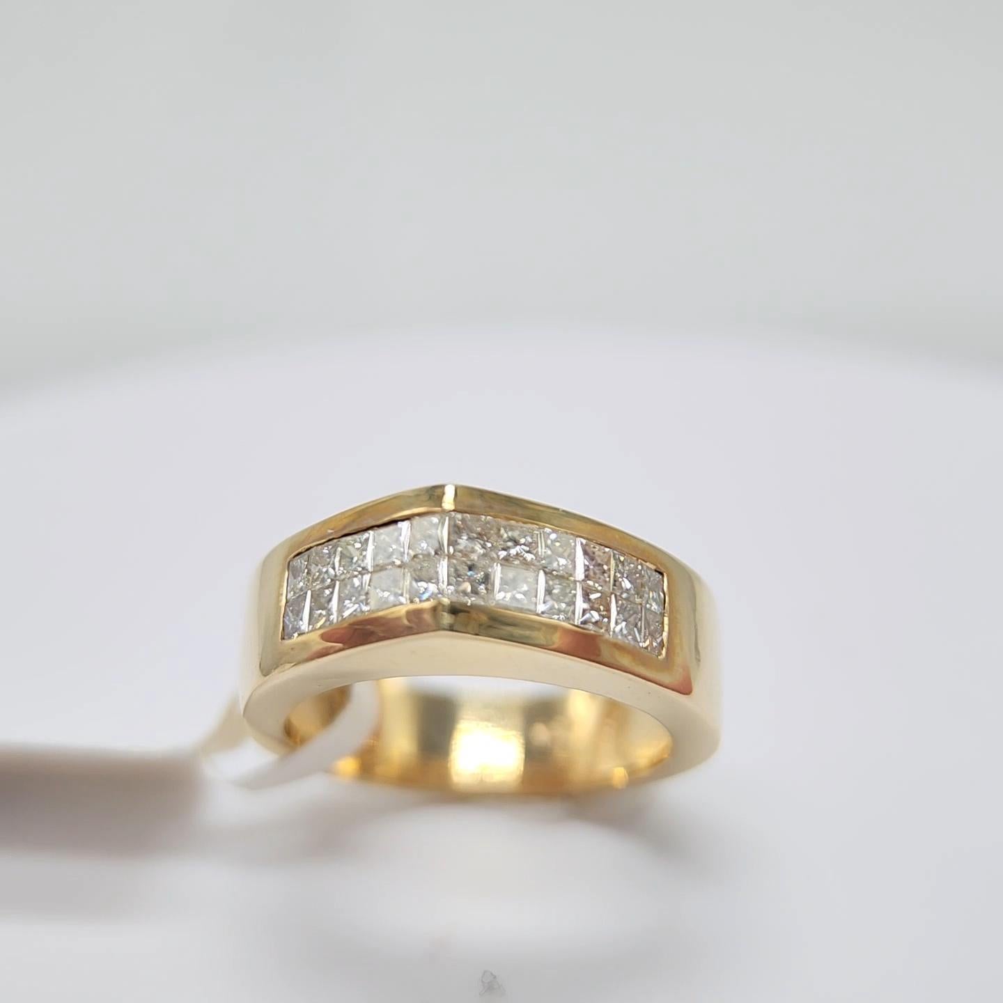 Bague en or jaune 14 carats diamant Dome Cluster monture invisible. Neuf - En vente à Brooklyn, NY