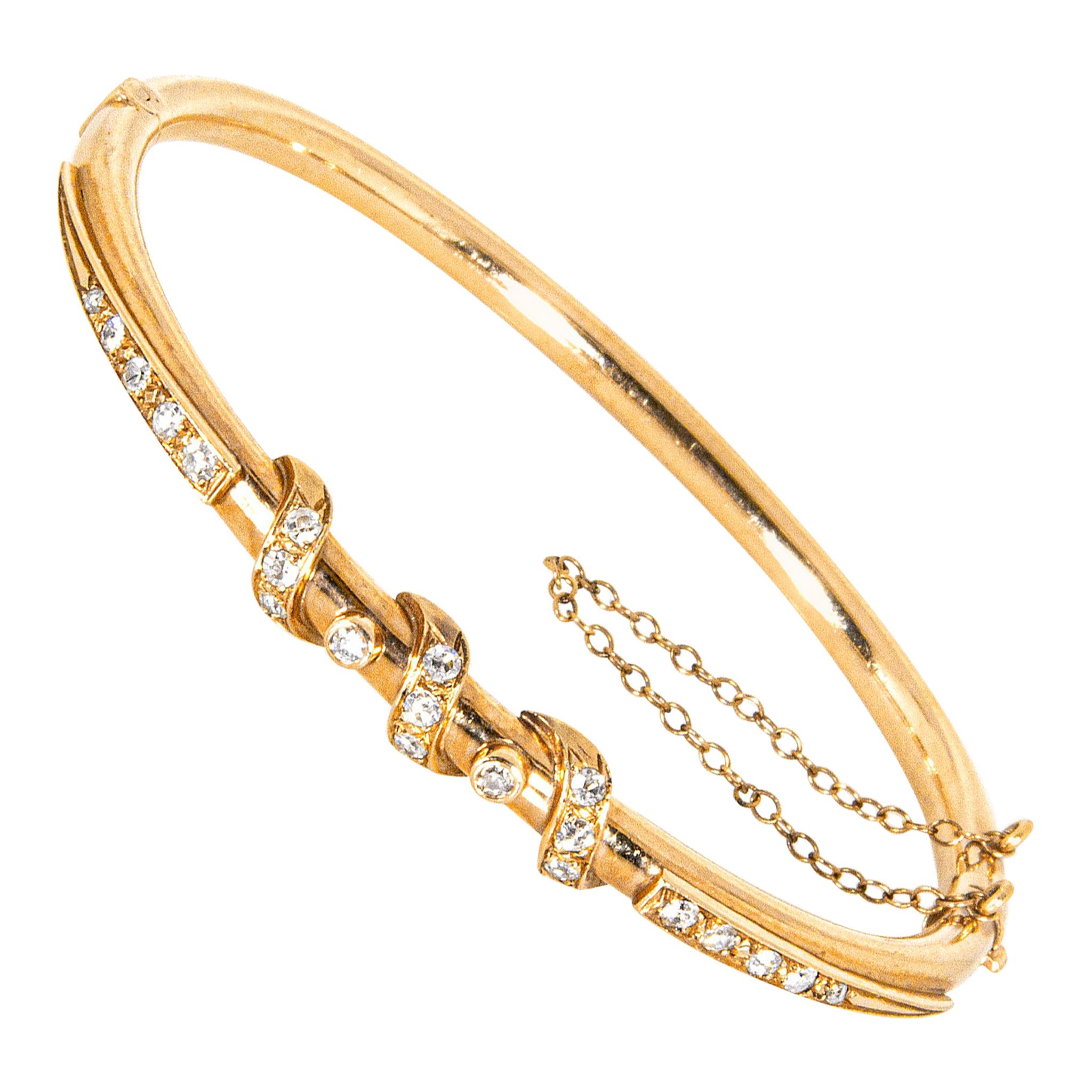 14 Karat Yellow Gold Diamond Scroll Bangle Bracelet For Sale at 1stdibs