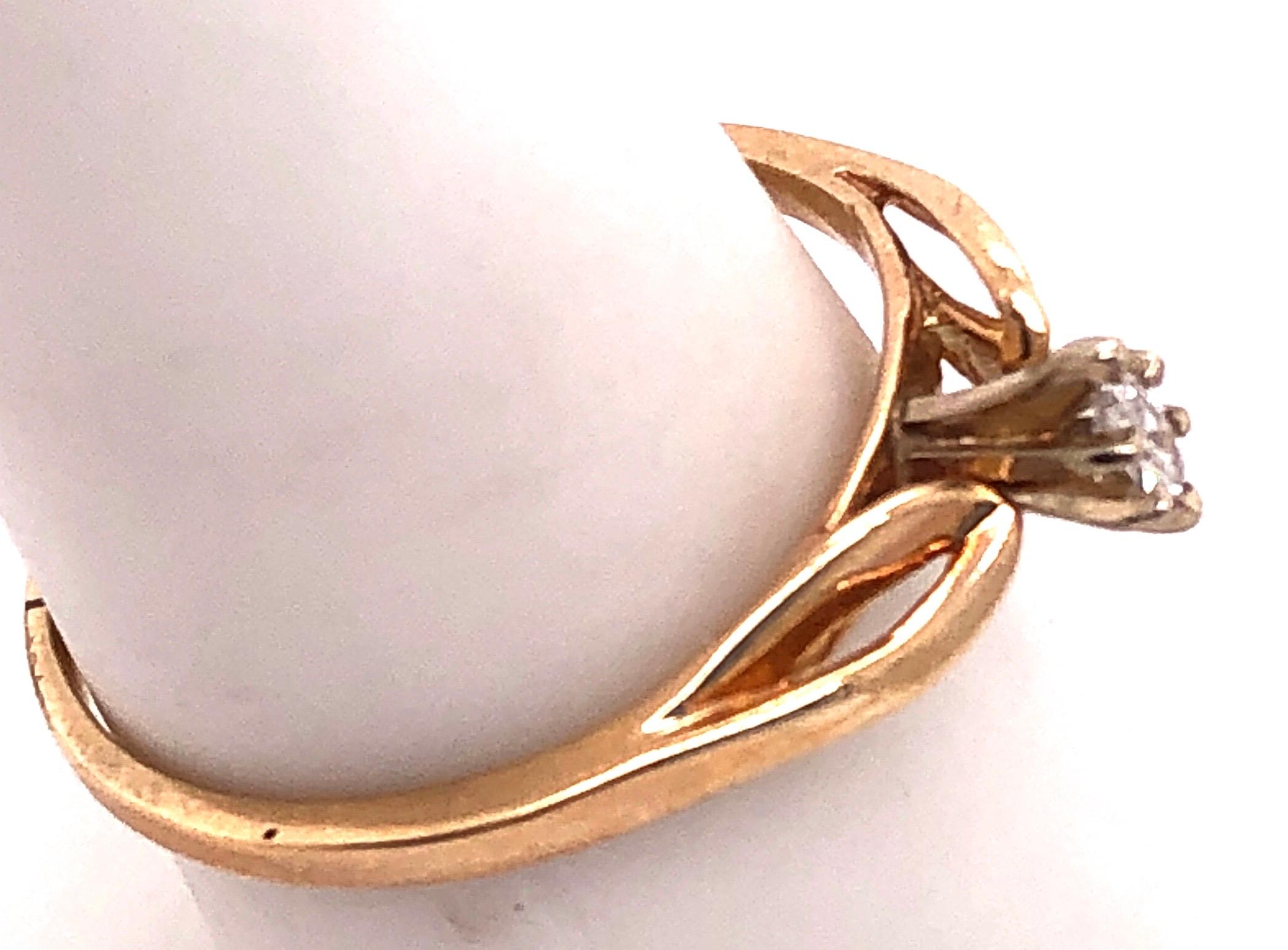14 Karat Gelbgold Diamant Solitär-Ring 0,10 Gesamtgewicht Diamant (Moderne) im Angebot