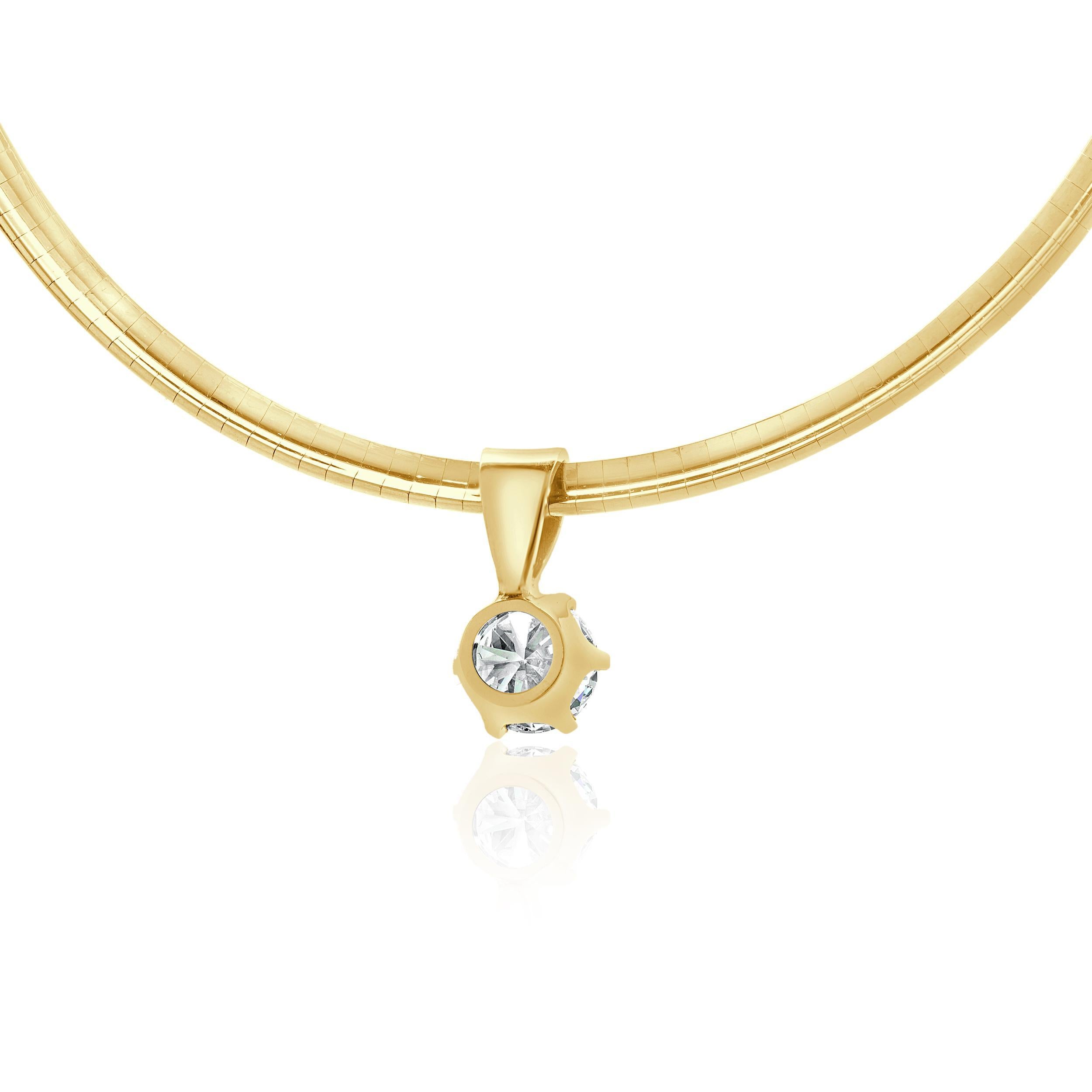 Concepteur : personnalisé
Matériau : Or jaune 14K
Diamants : 1 diamant rond de taille brillant = 3,04ct
Couleur : G
Clarté : VS2
GIA : 8265993
Dimensions : le collier mesure 16 pouces de long et 4 mm de large.
Poids : 32,81 grammes