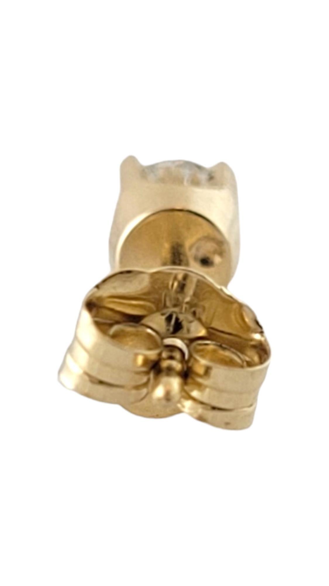 14 Karat Yellow Gold Diamond Stud Earring #17517 In Good Condition For Sale In Washington Depot, CT