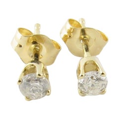 14 Karat Yellow Gold Diamond Stud Earrings .20 Carat Twt