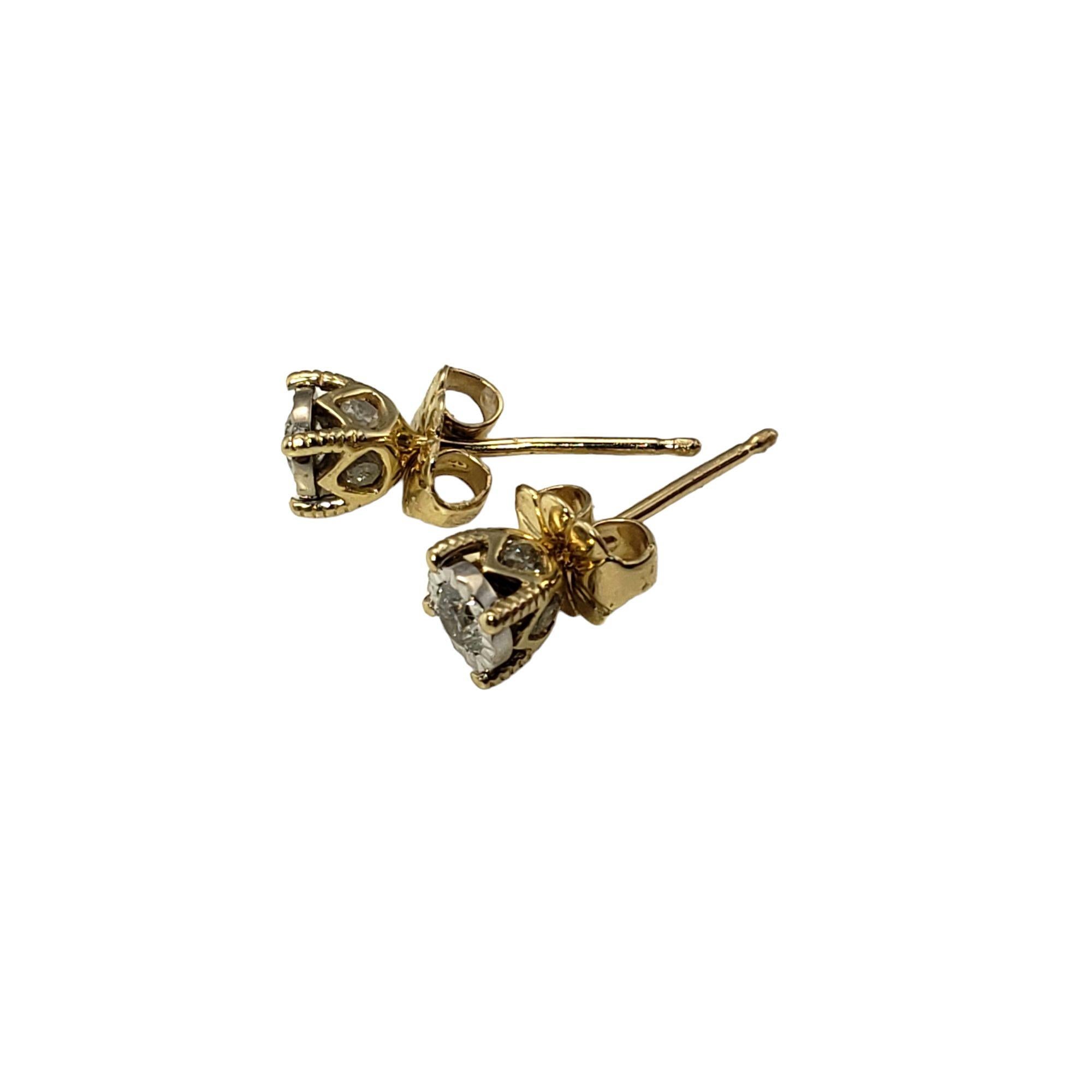 14 Karat Yellow Gold Diamond Stud Earrings .20cttwt For Sale 2