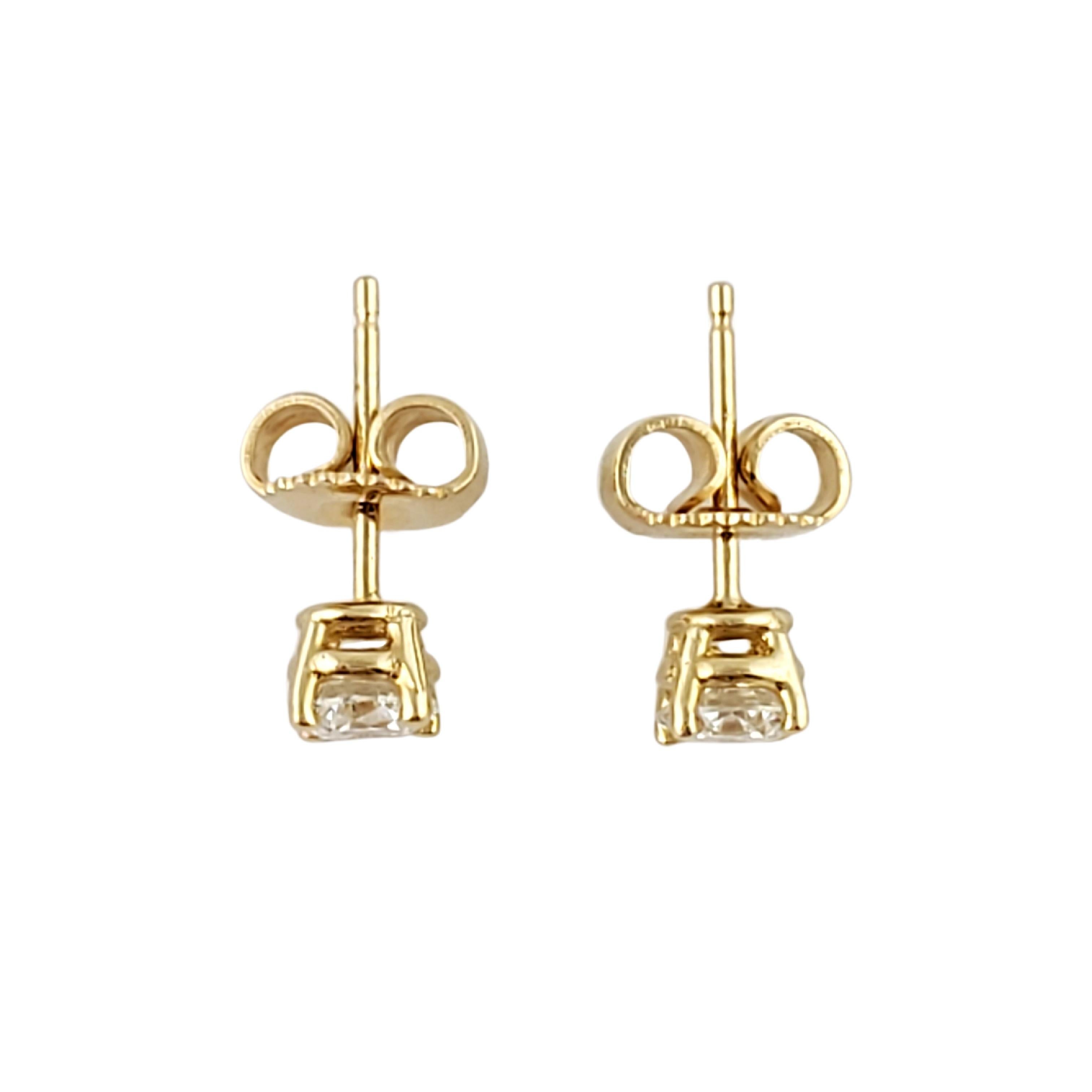 14 Karat Gelbgold Diamant-Ohrstecker .55 Karat im Zustand „Gut“ in Washington Depot, CT
