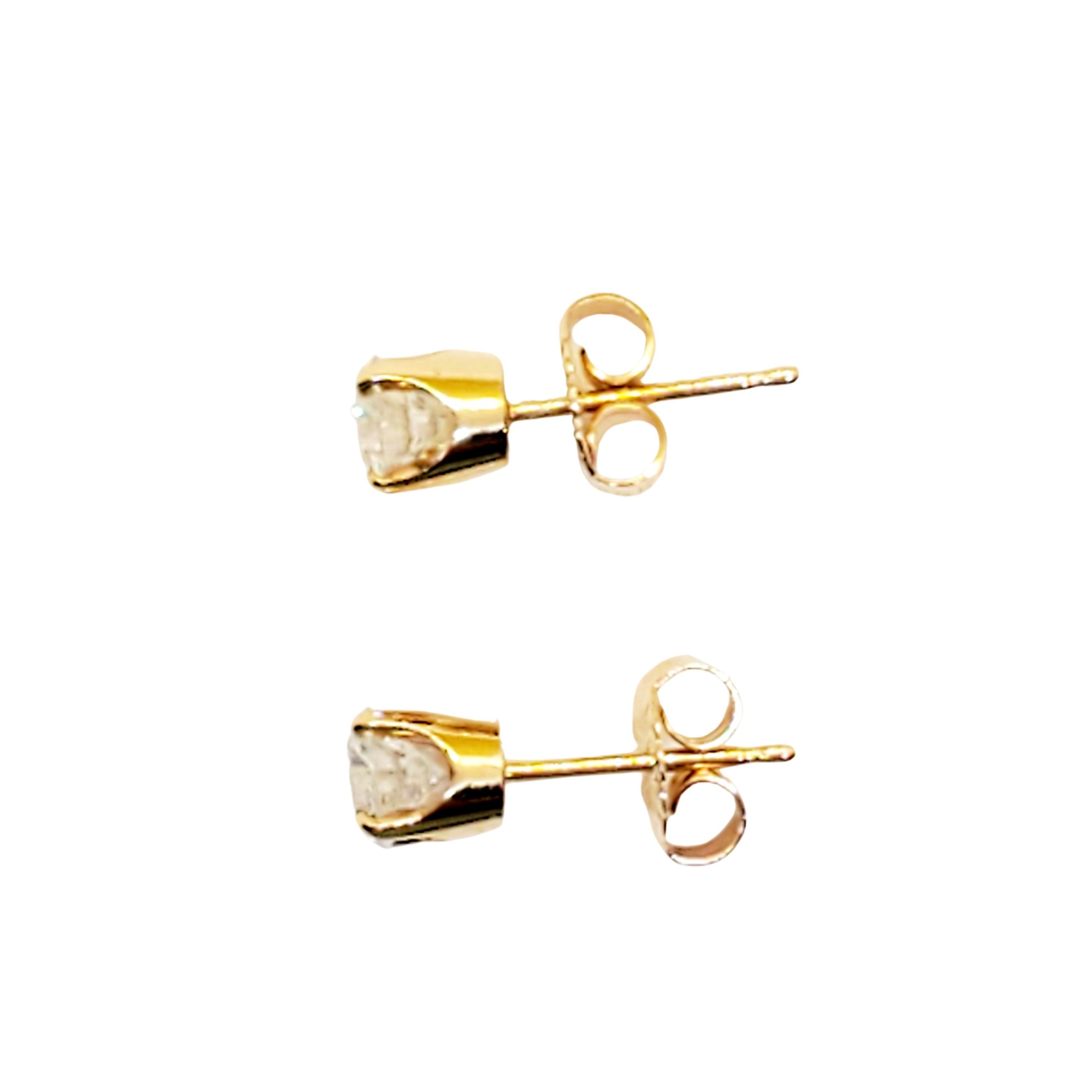 14 Karat Yellow Gold Diamond Stud Earrings .73 Carat In Good Condition For Sale In Washington Depot, CT